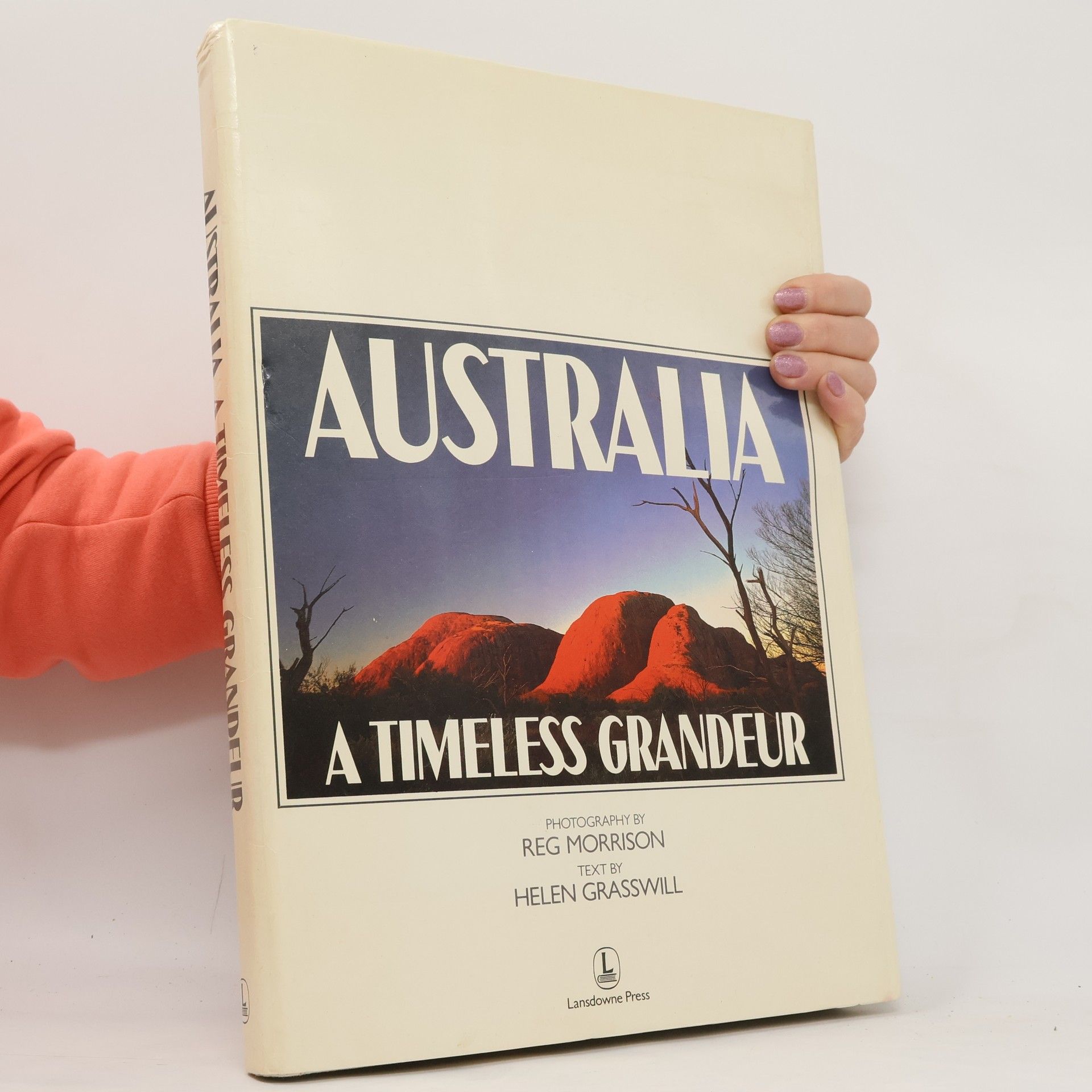 Reg Morrison Australia, a Timeless Grandeur