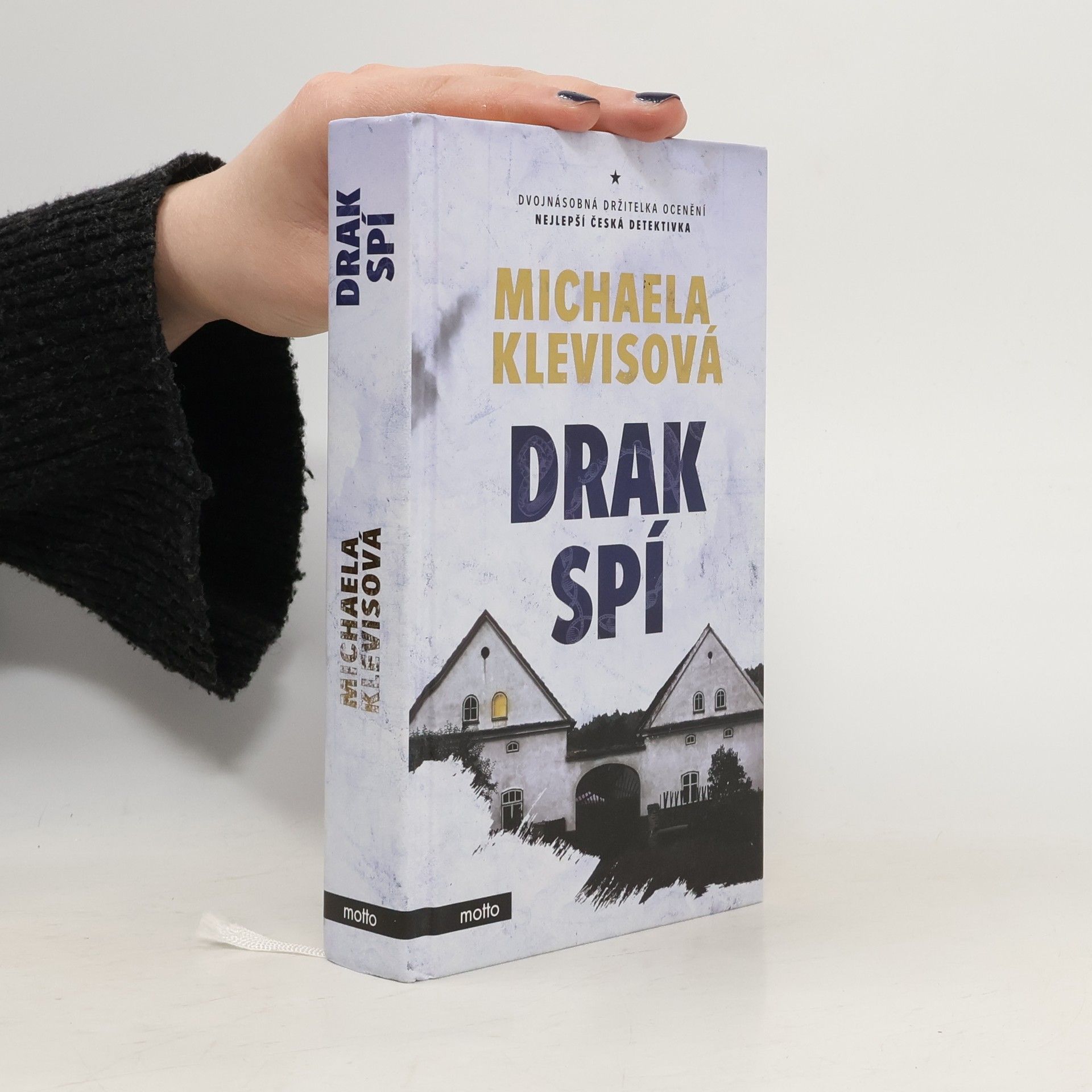 Michaela Klevisová Drak spí