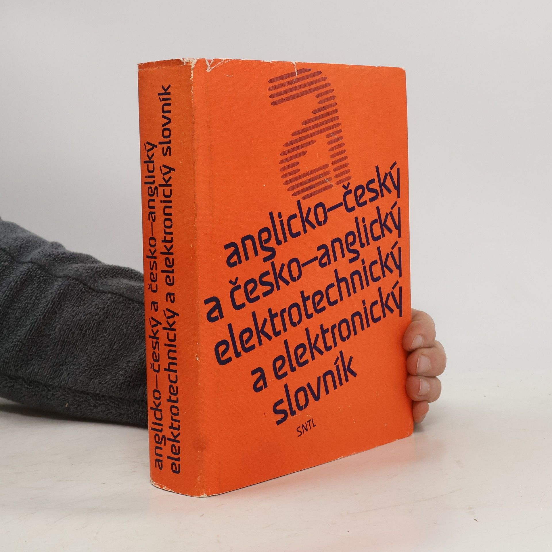 Anglicko-český a česko-anglický elektrotechnický a elektronický slovník