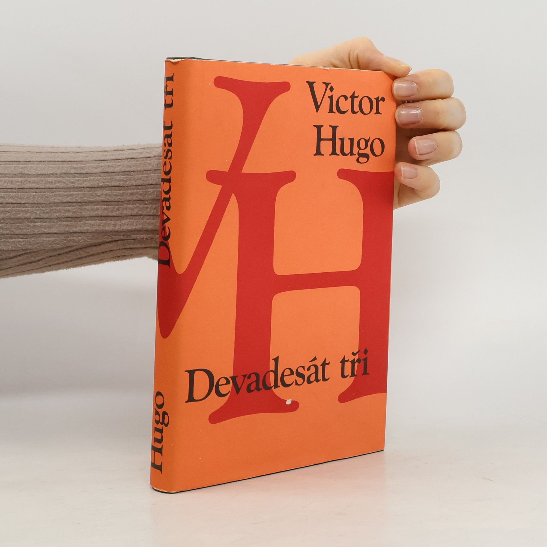 Victor Hugo Devadesát tři