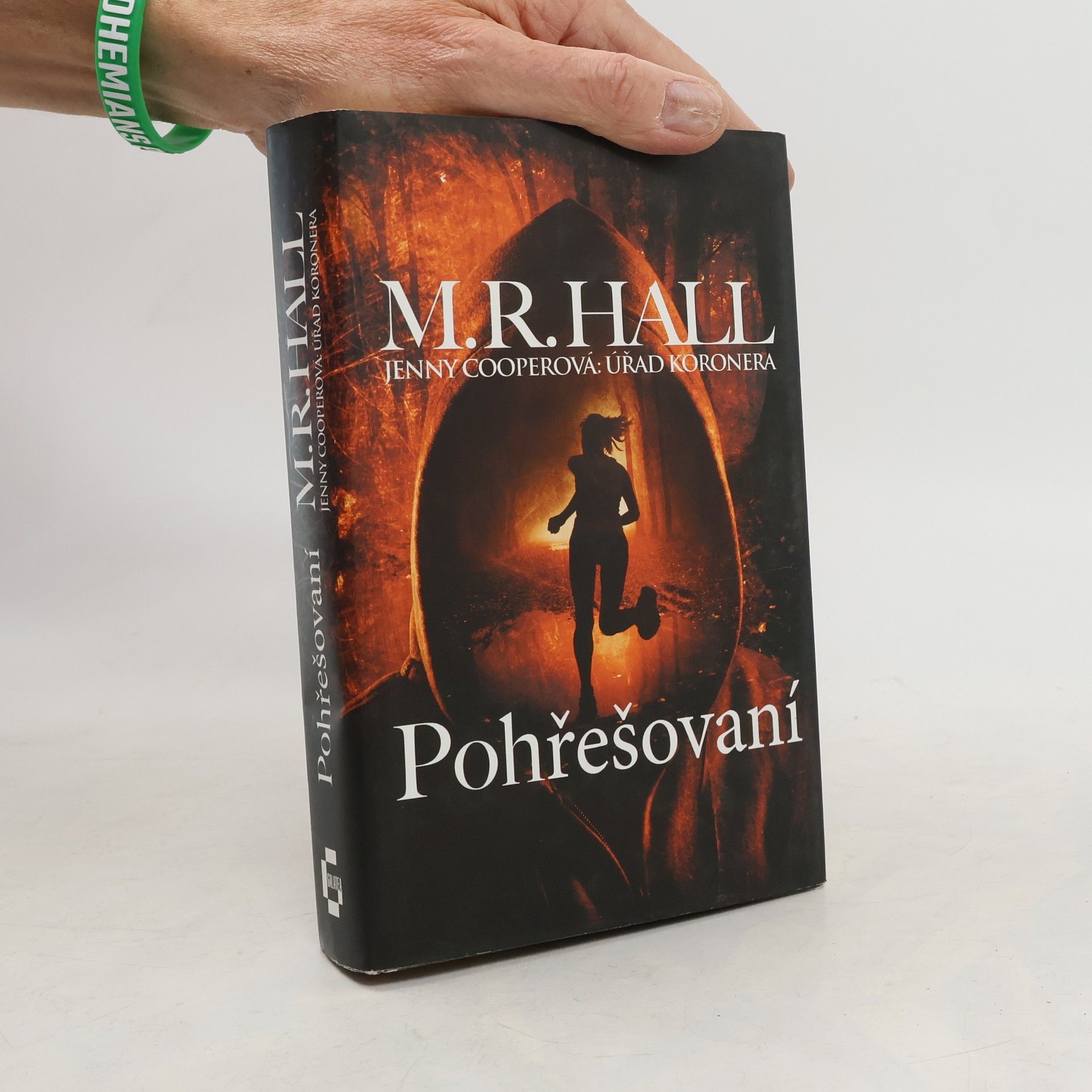 M. R. Hall Pohřešovaní : Jenny Cooperová: úřad koronera