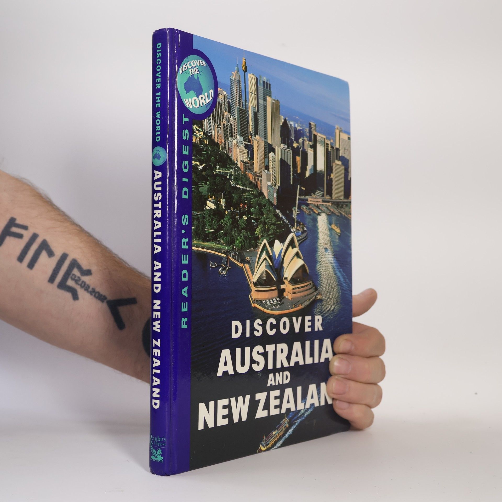 Richard Walker Discover Australia and New Zealand