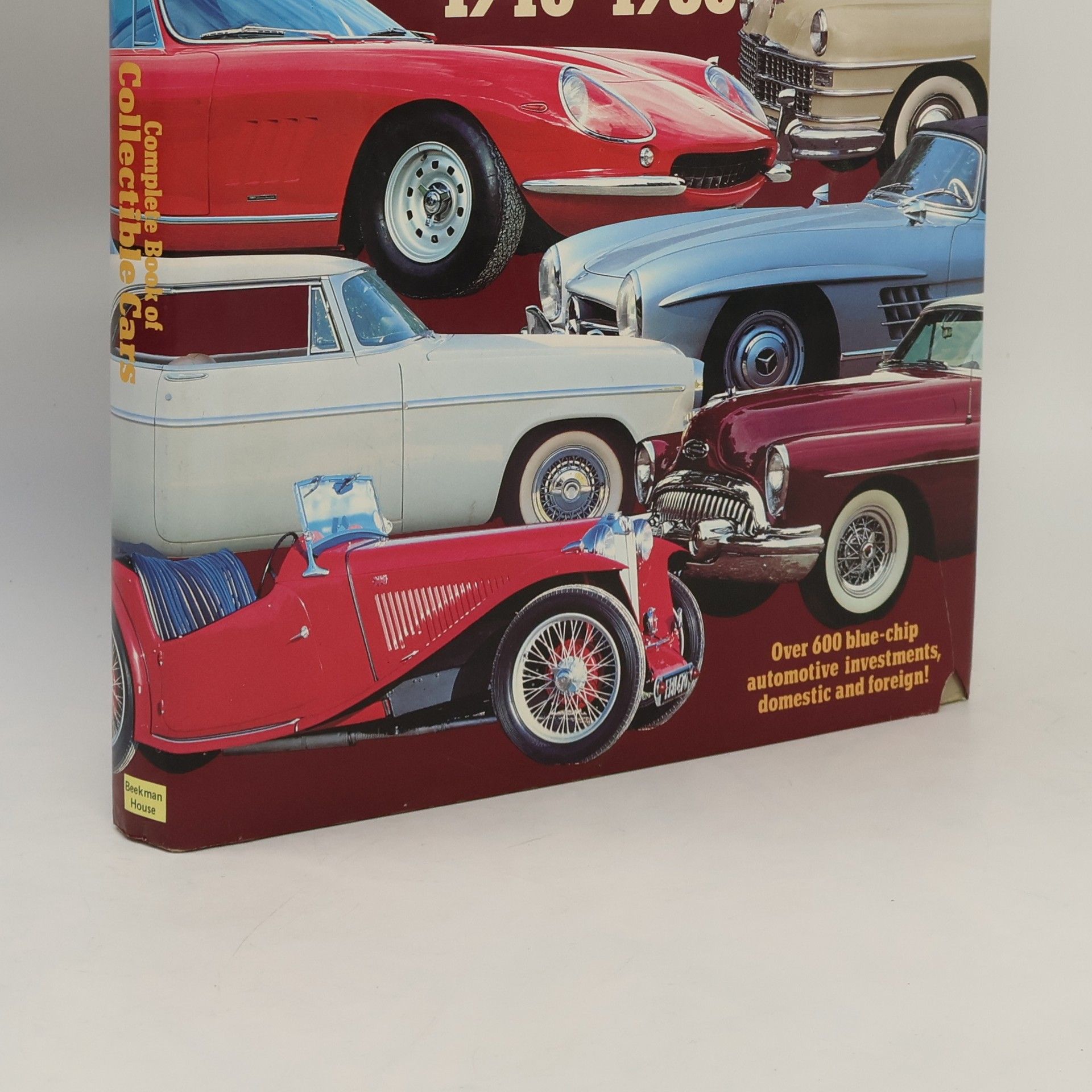 Graham Robson Complete Book of Collectible Cars, 1940-1980