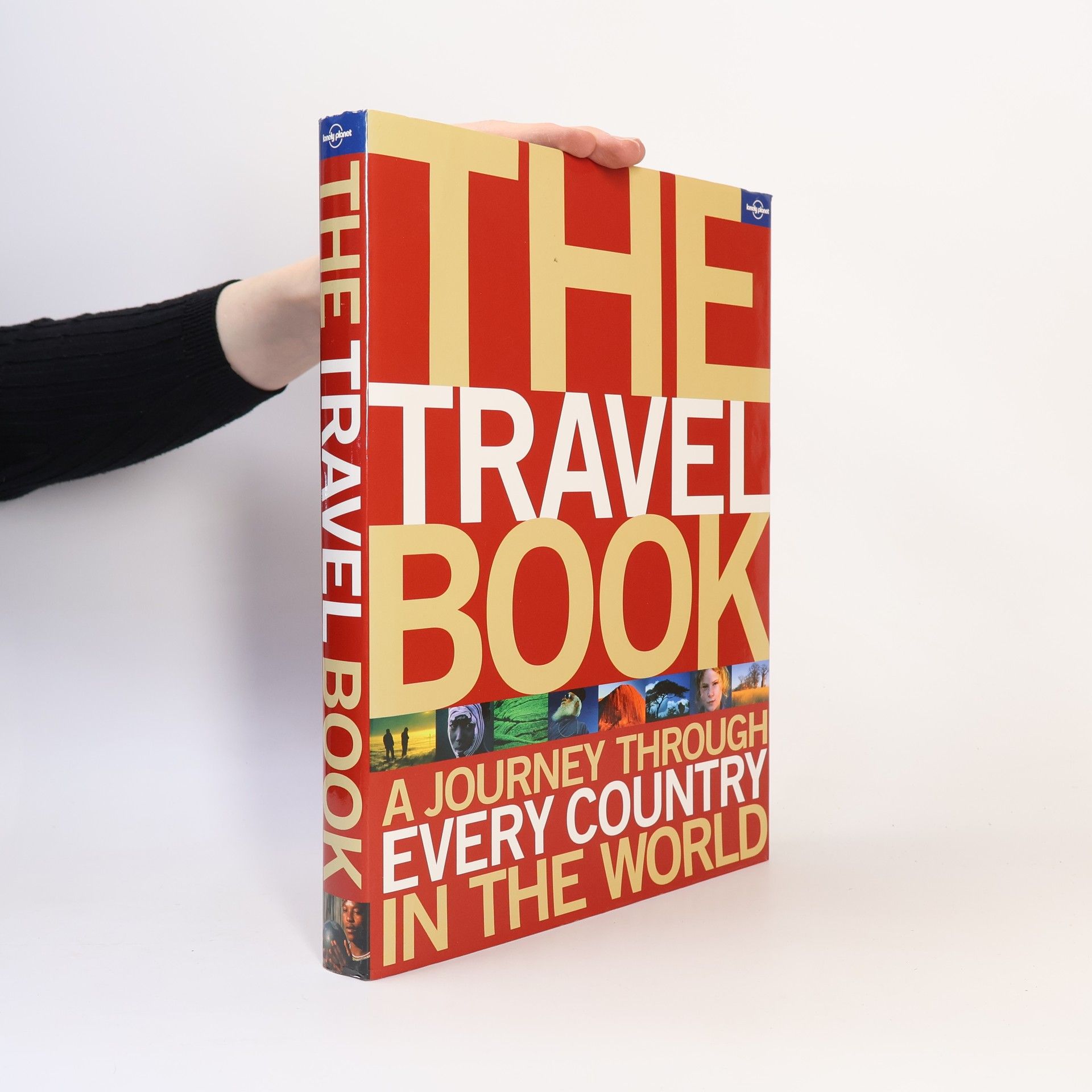 AA.VV. The Travel Book