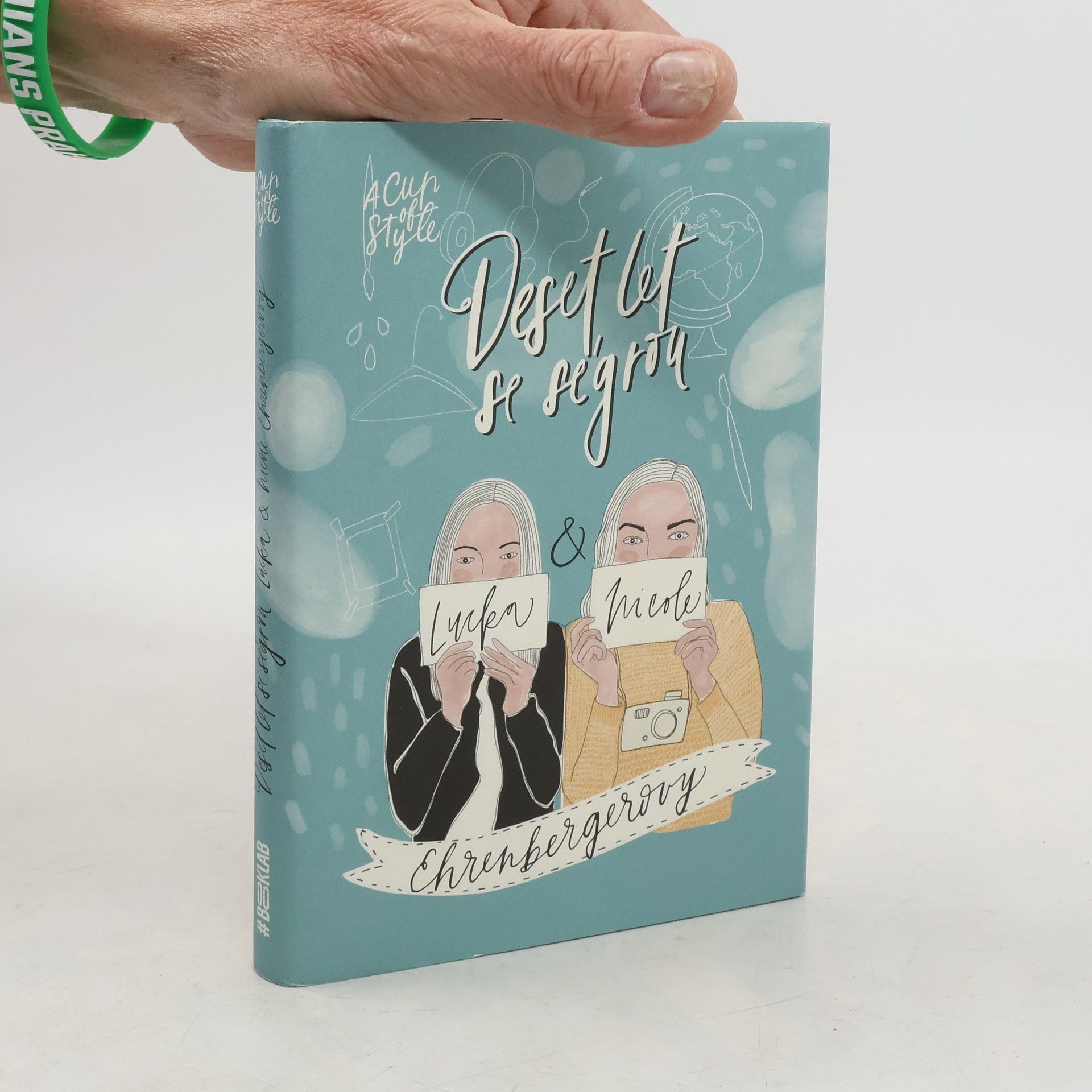 Nicole Ehrenbergerová Deset let se ségrou