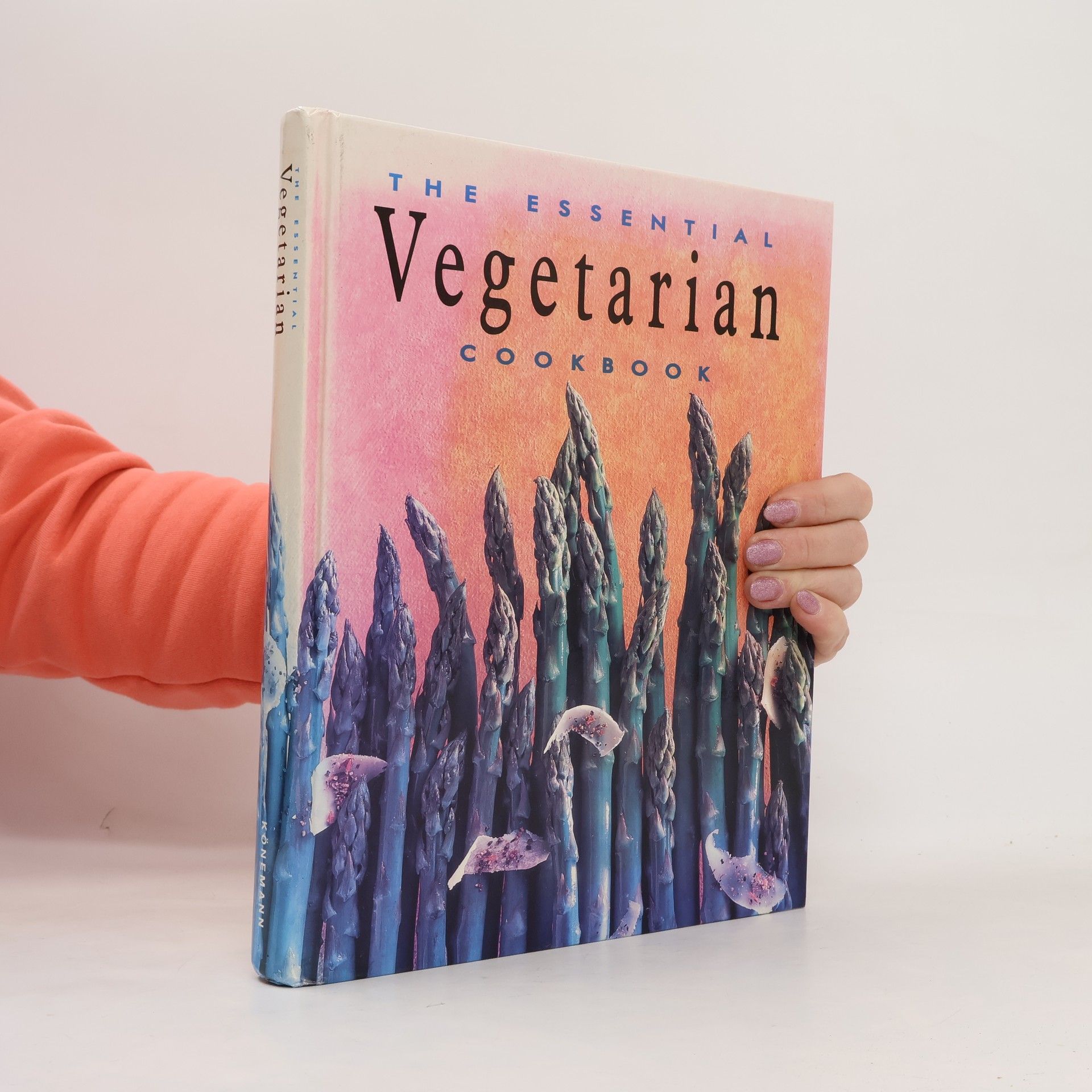 Susan Tomnay The Essential Vegetarian Cookbook