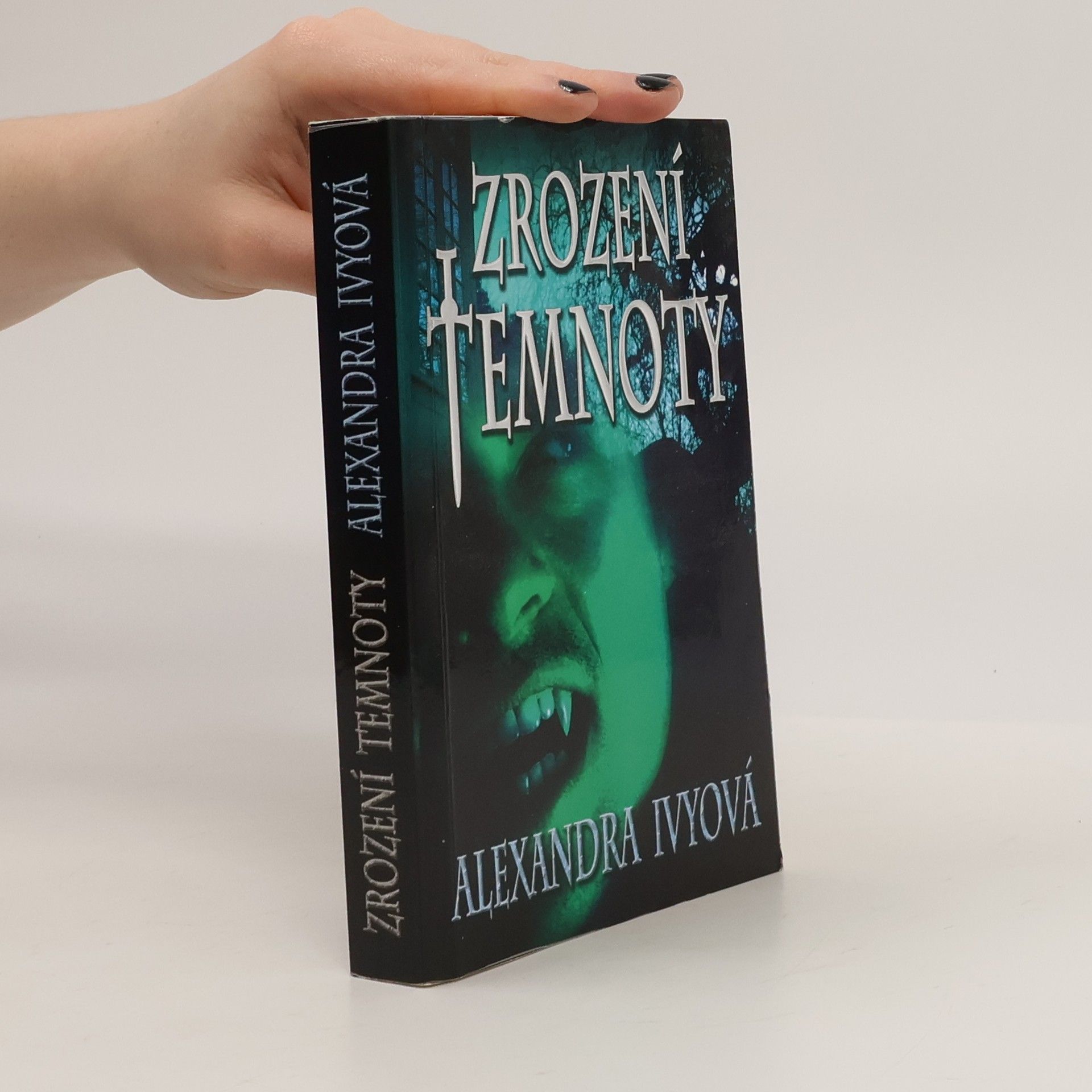 Debbie Raleigh Zrození temnoty