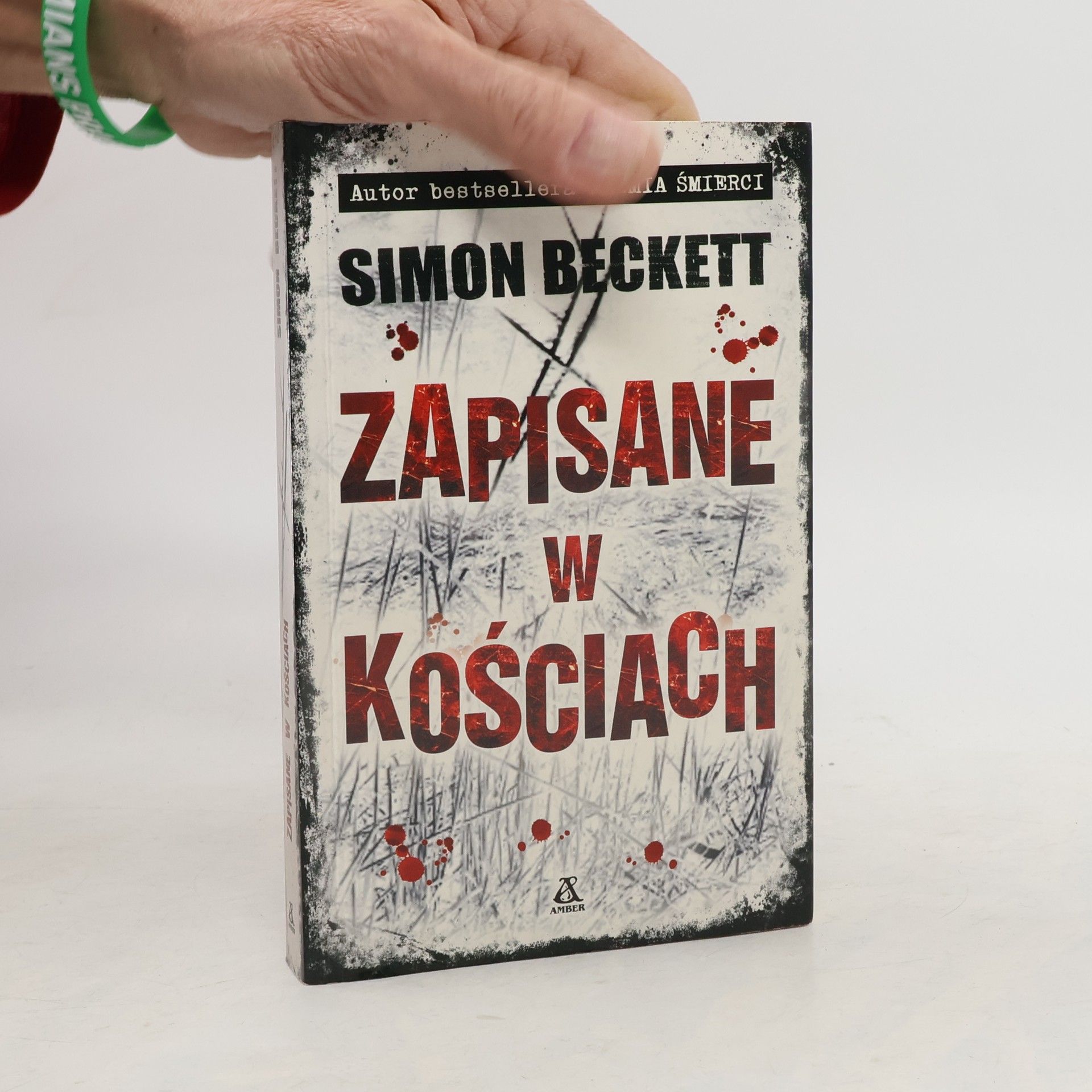 Simon Beckett Zapisane w kościach