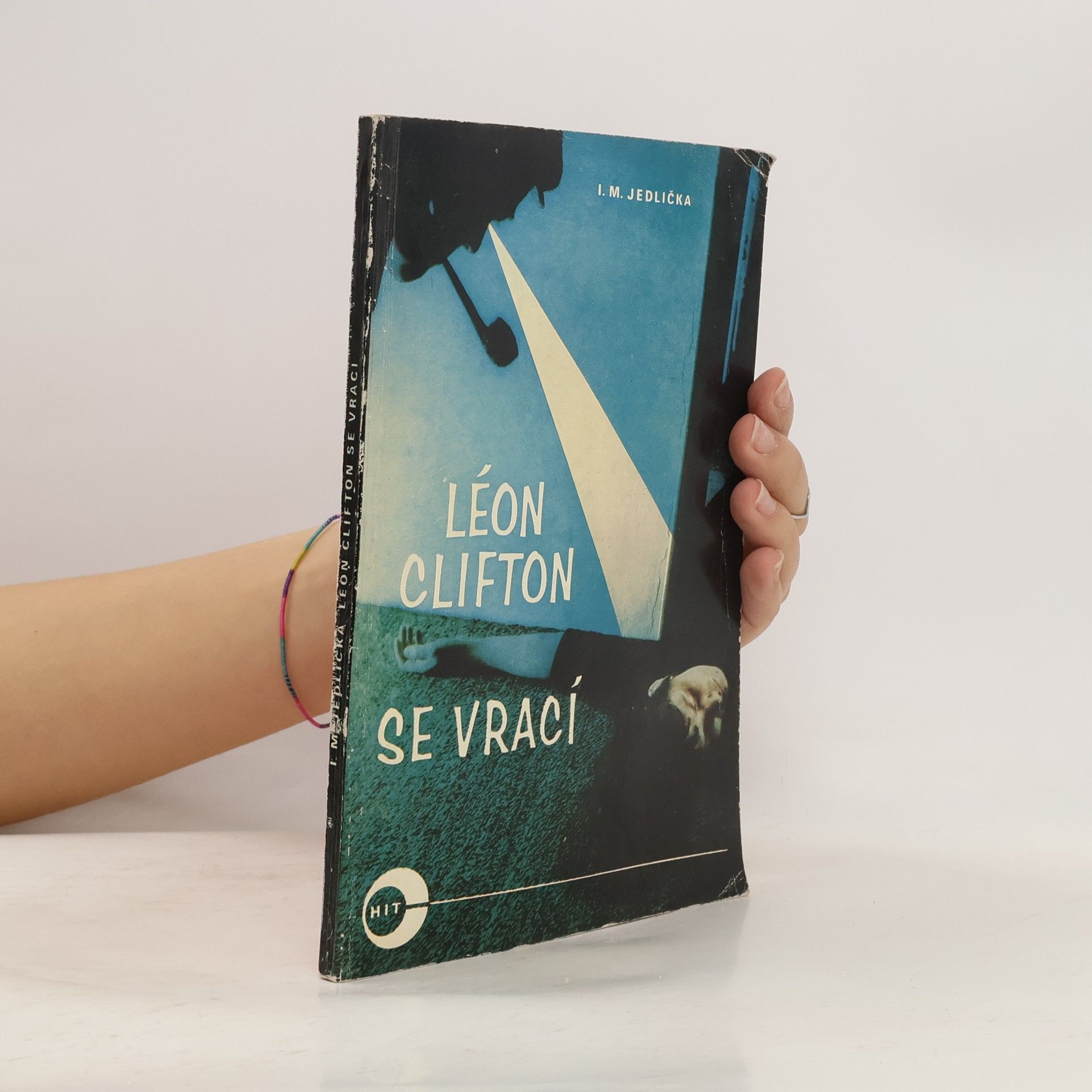 Alfons Bohumil Šťastný Léon Clifton se vrací