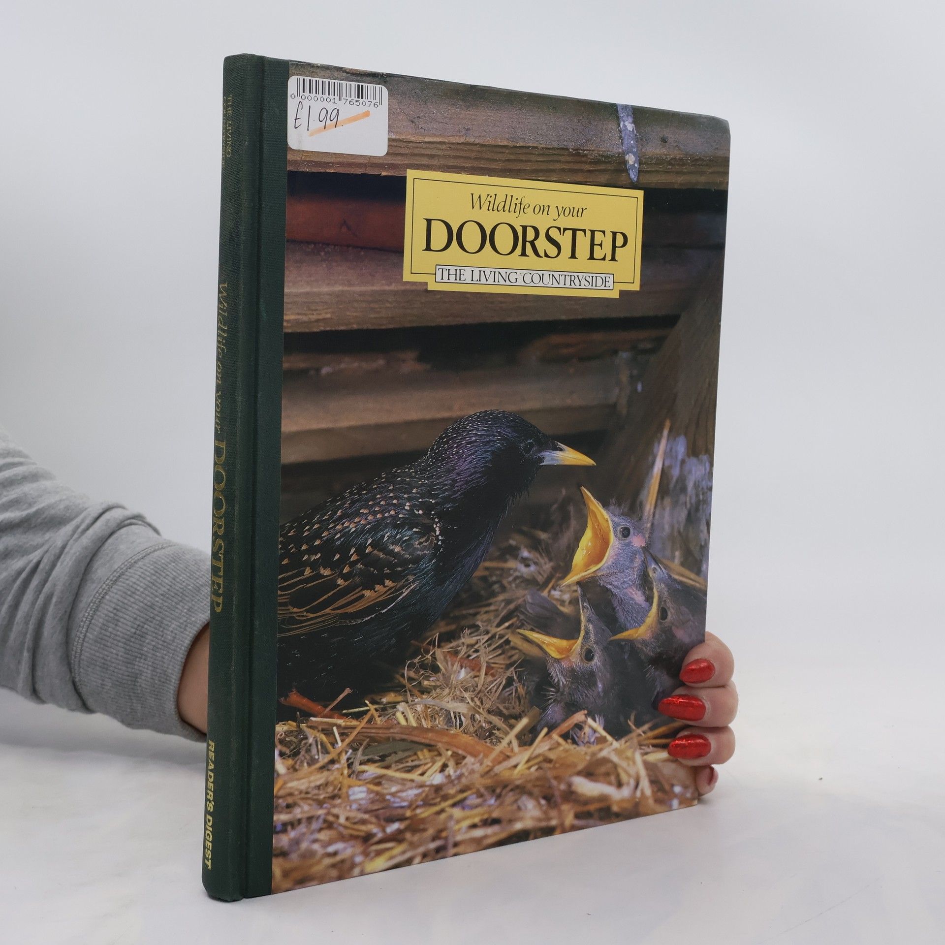 Various authors Wildlife on Your Doorstep