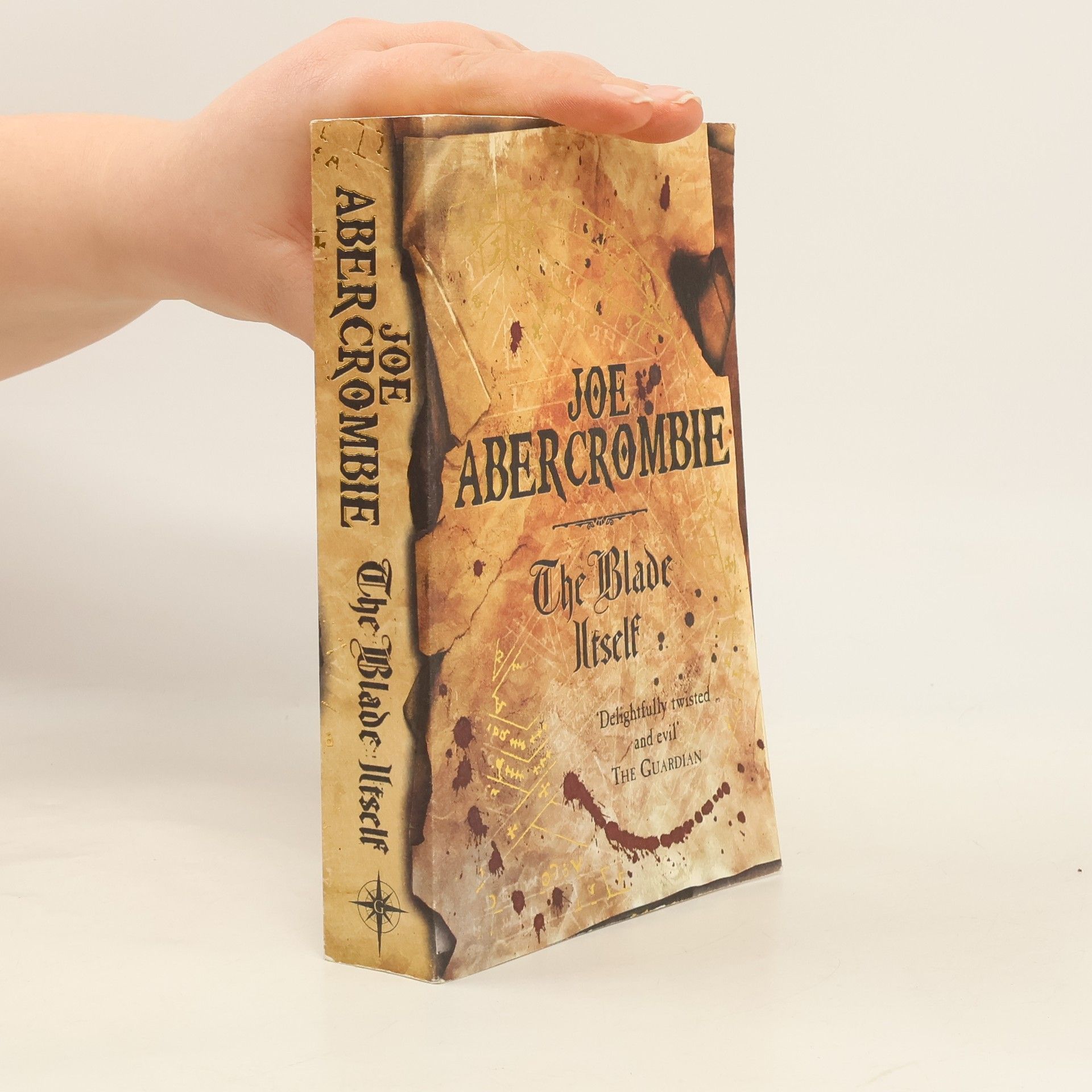 Joe Abercrombie The Blade Itself