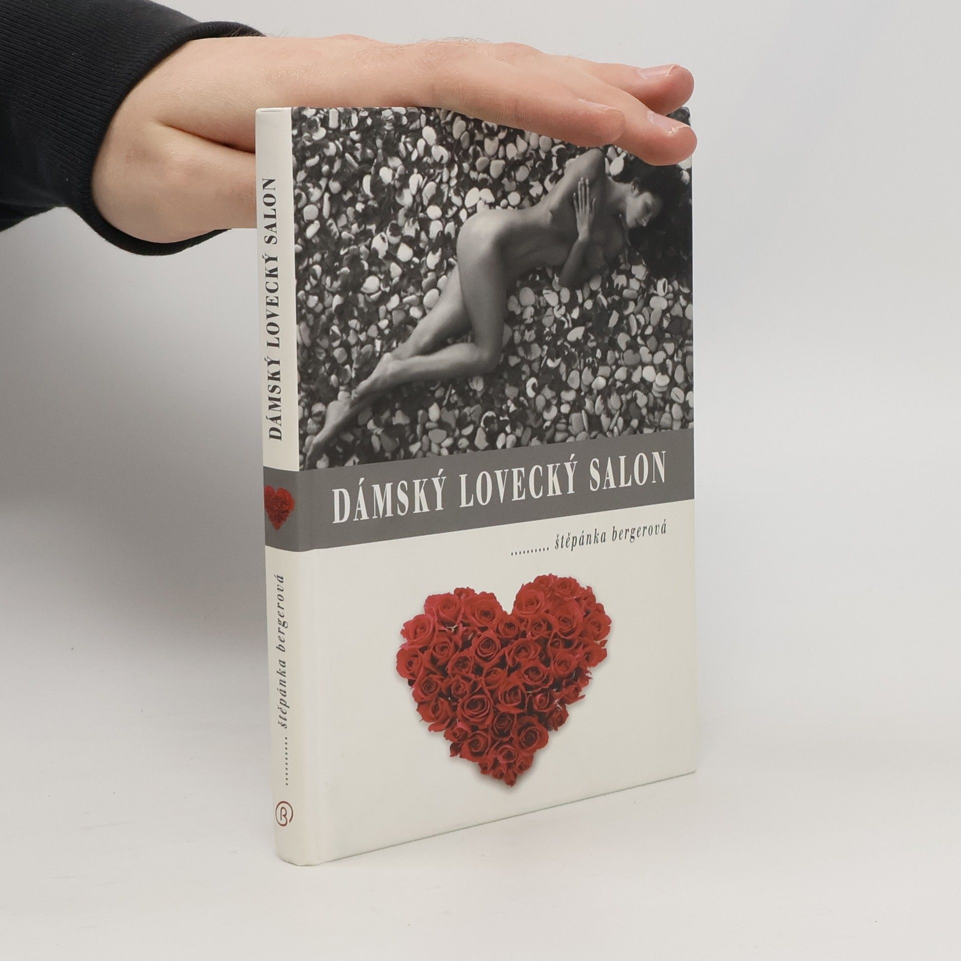 Dámský lovecký salon