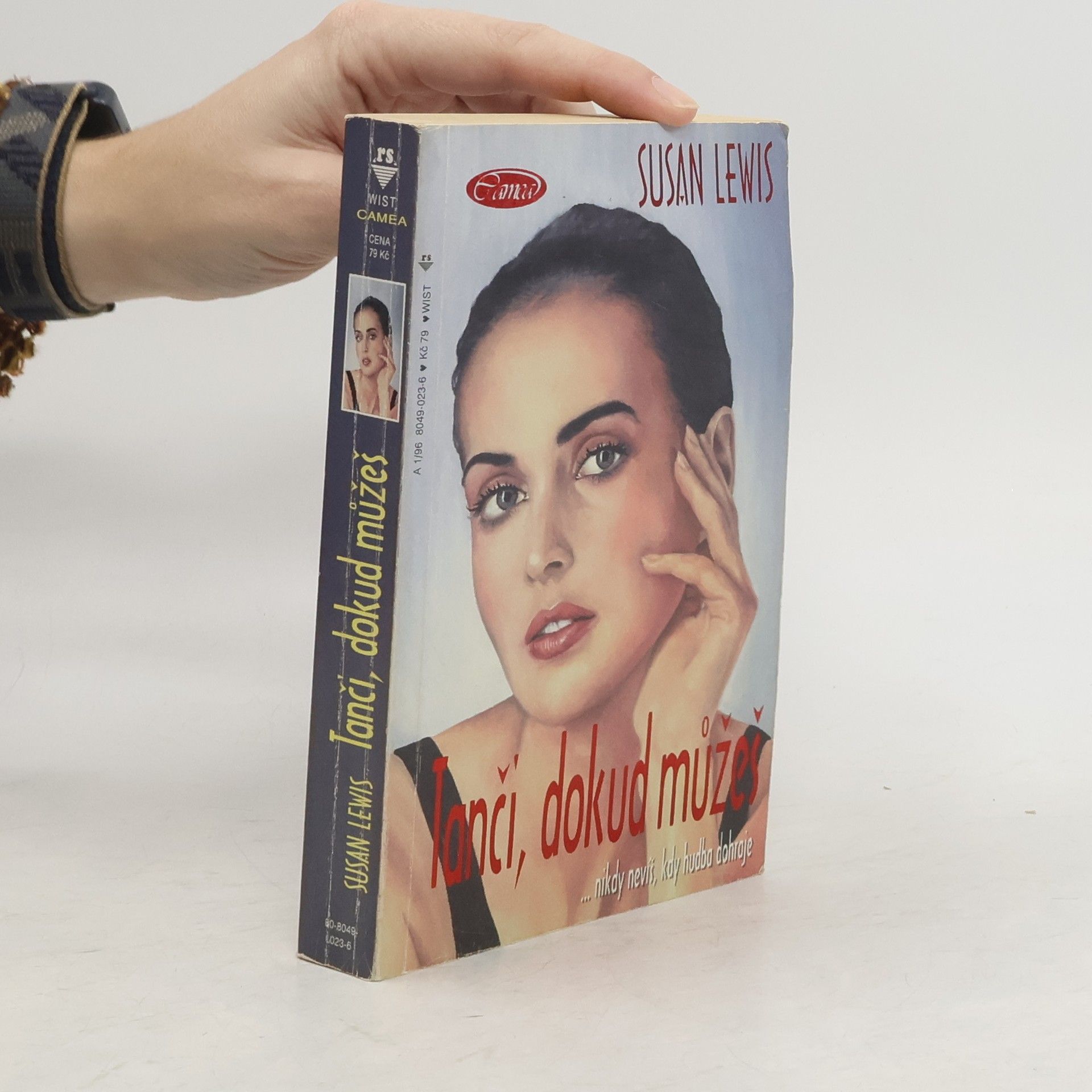 Susan Lewis Tanči, dokud můžeš