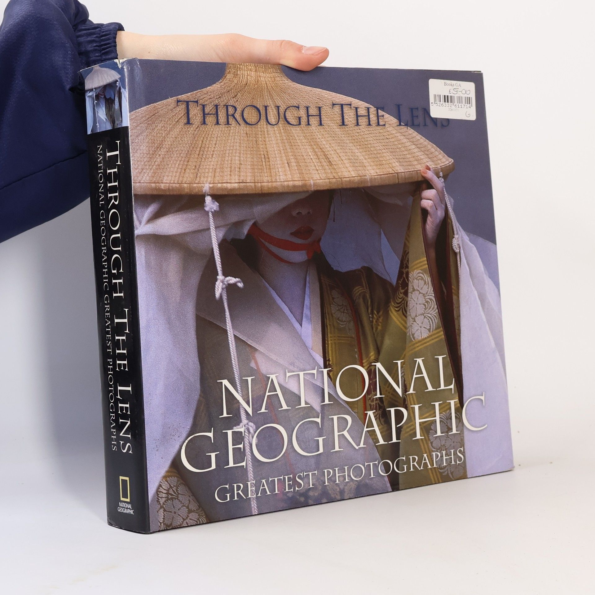 Kolektív autorov Through the Lens