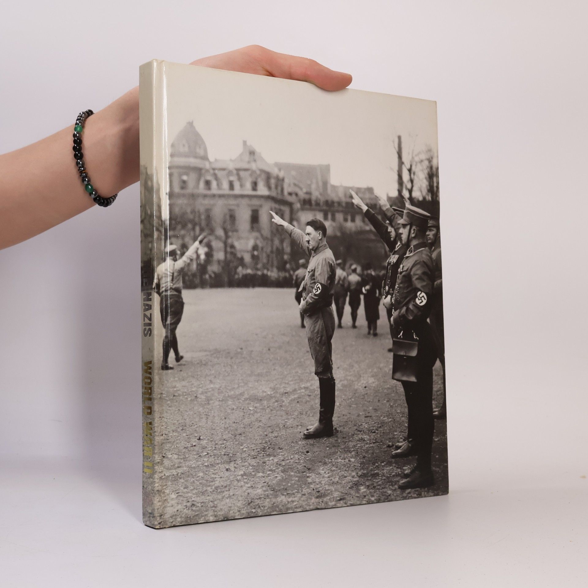 Robert Edwin Herzstein World War II. The Nazis