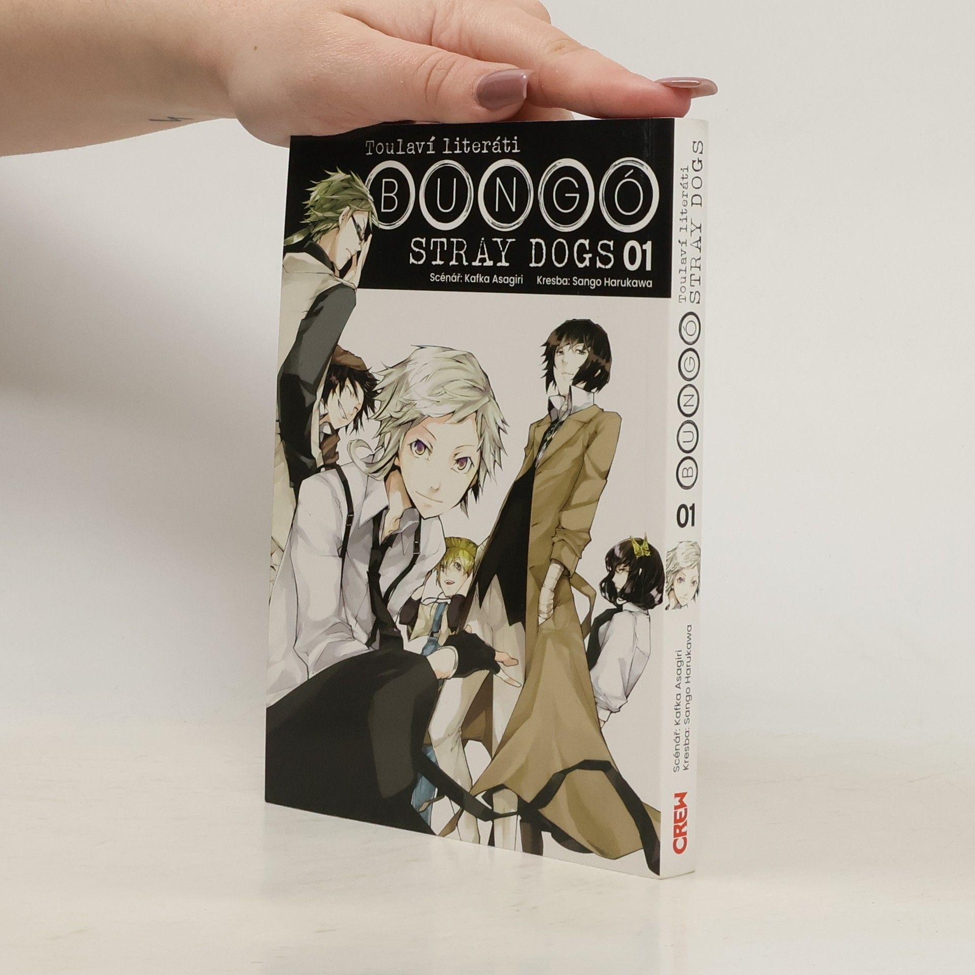 Kafka Asagiri Toulaví literáti. Bungó Stray Dogs 01