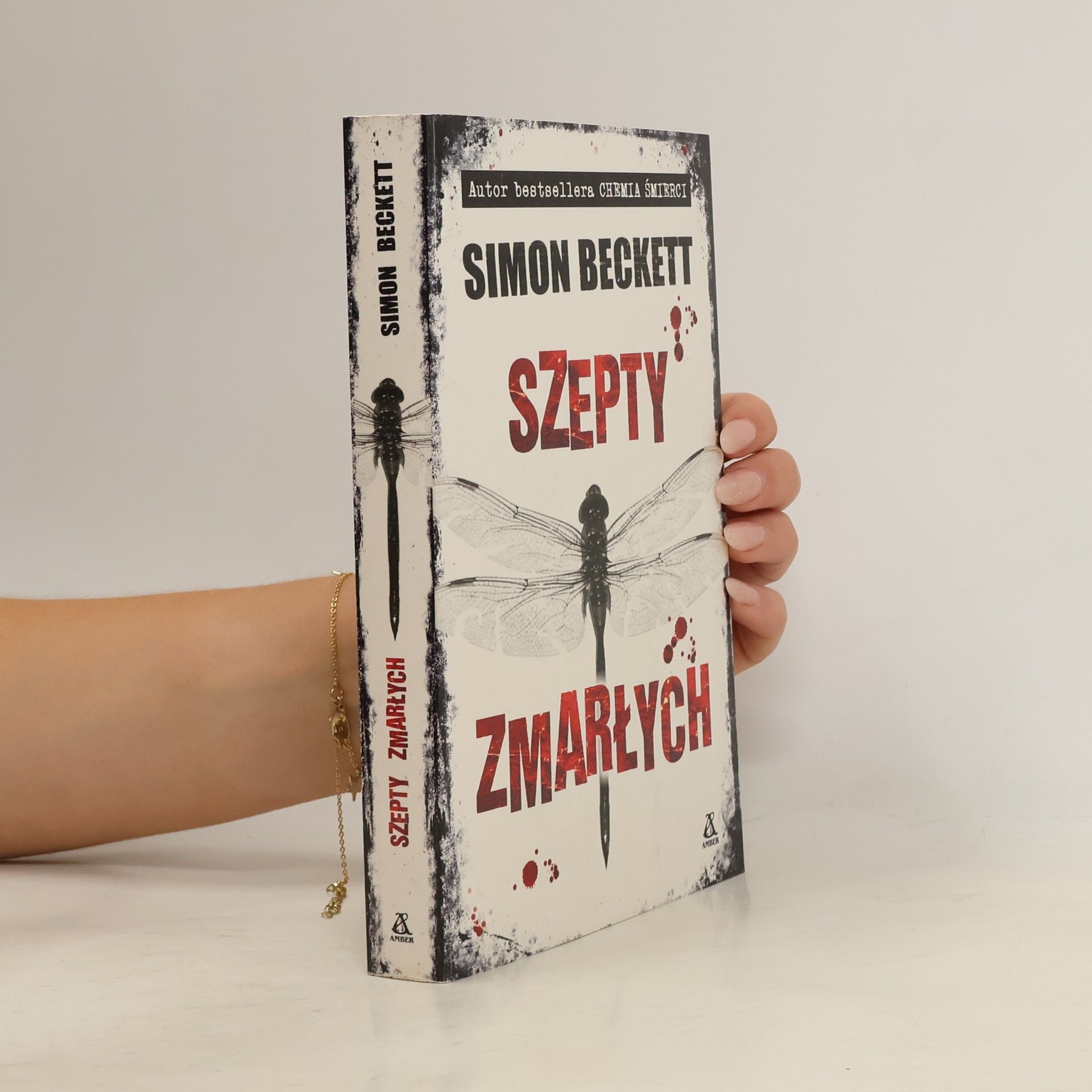 Simon Beckett Szepty zmarlych