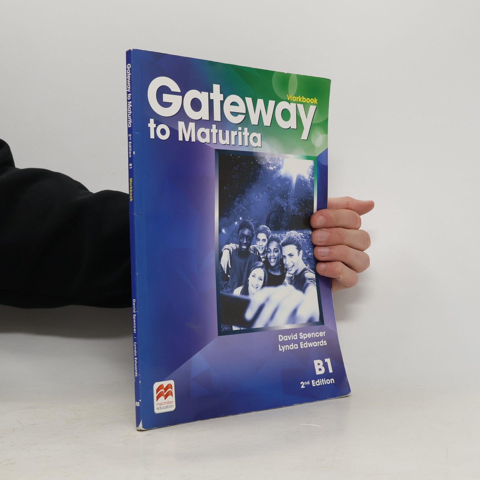 Lynda Edwards Gateway to Maturita B1. Workbook