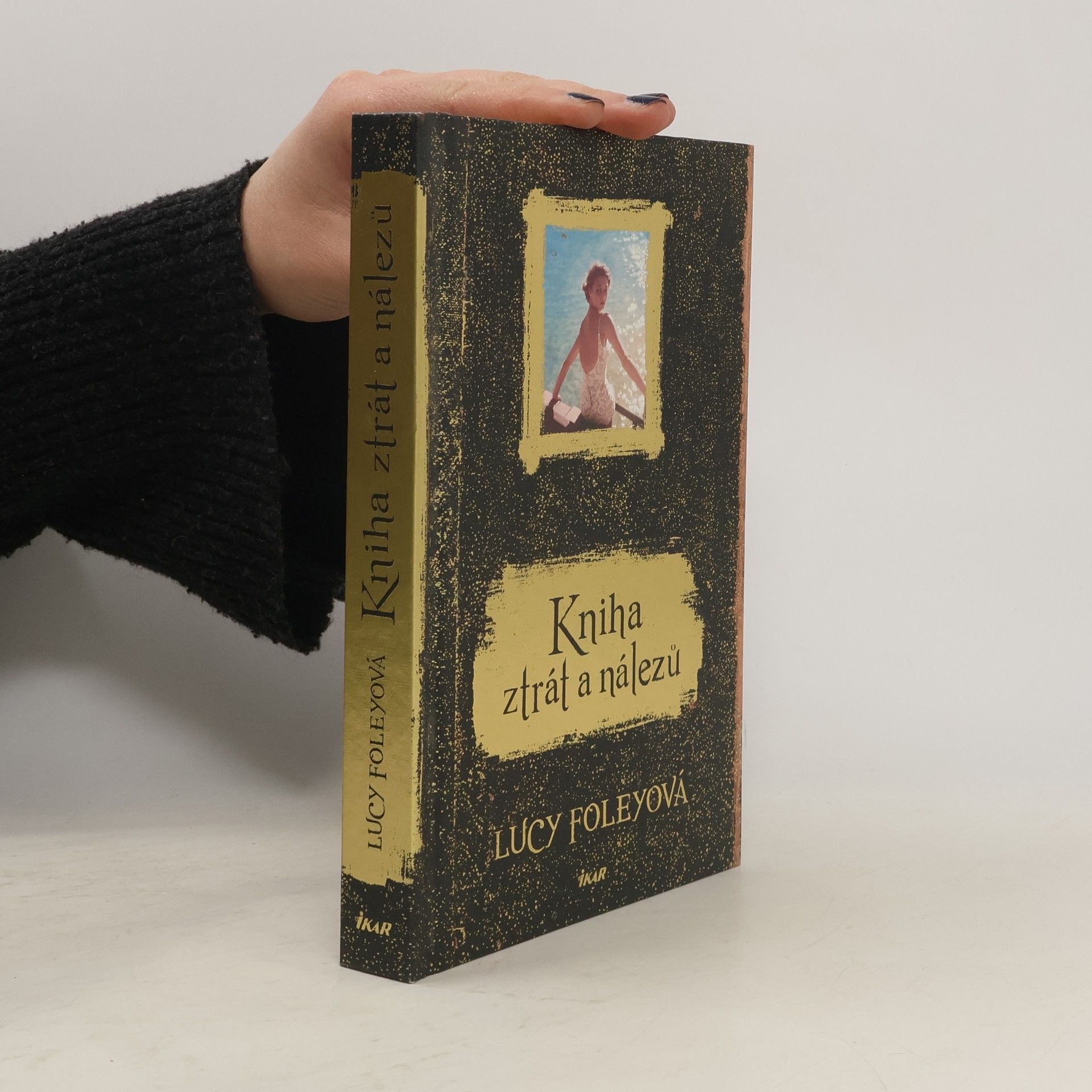 Lucy Foley Kniha ztrát a nálezů