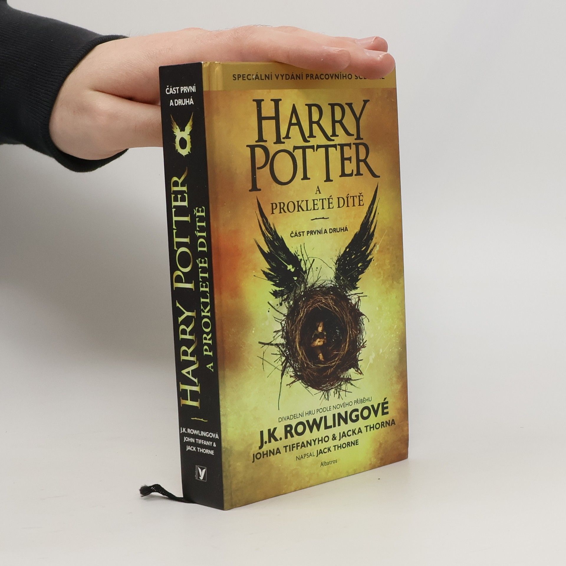 Jack Thorne Harry Potter a prokleté dítě