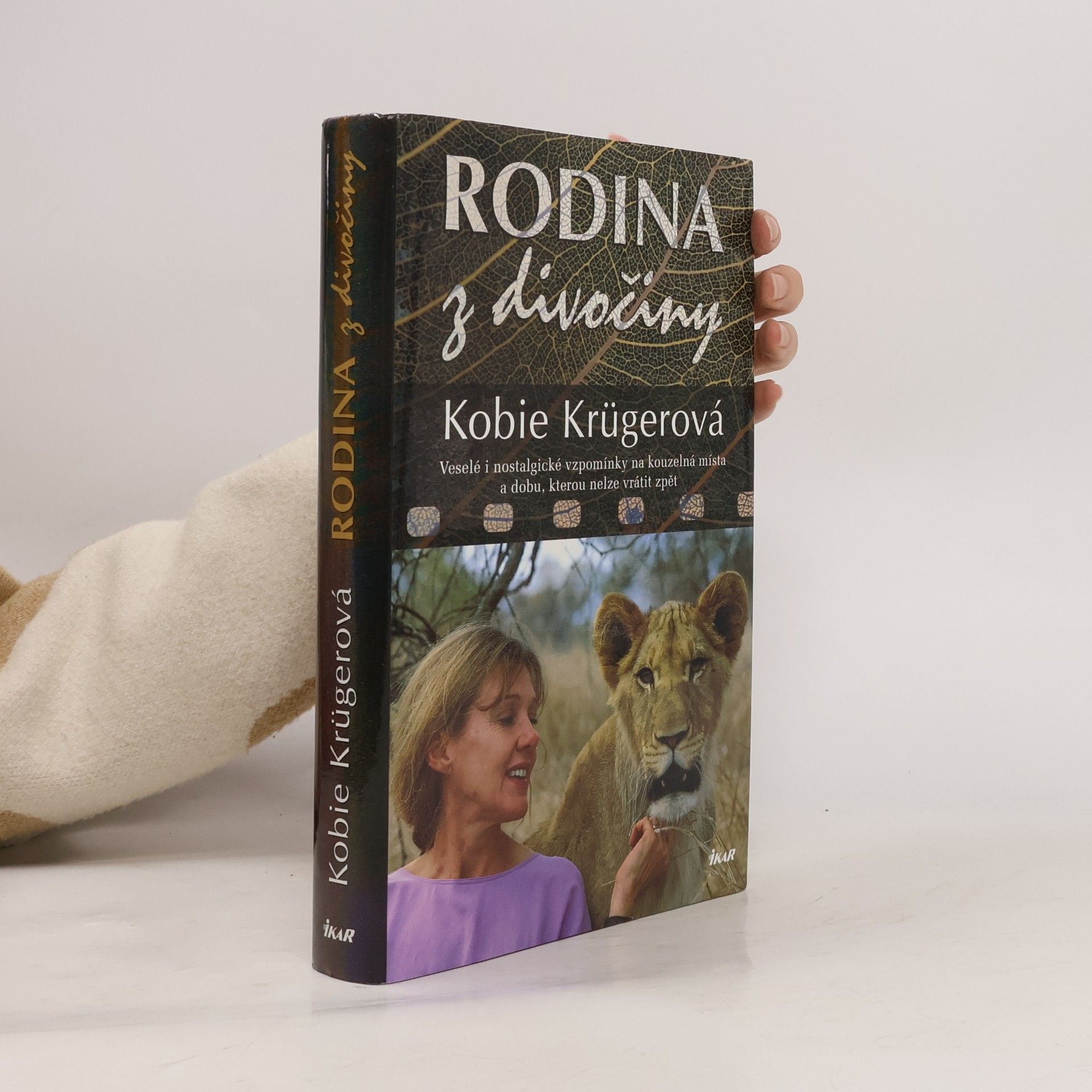 Kobie Krüger Rodina z divočiny