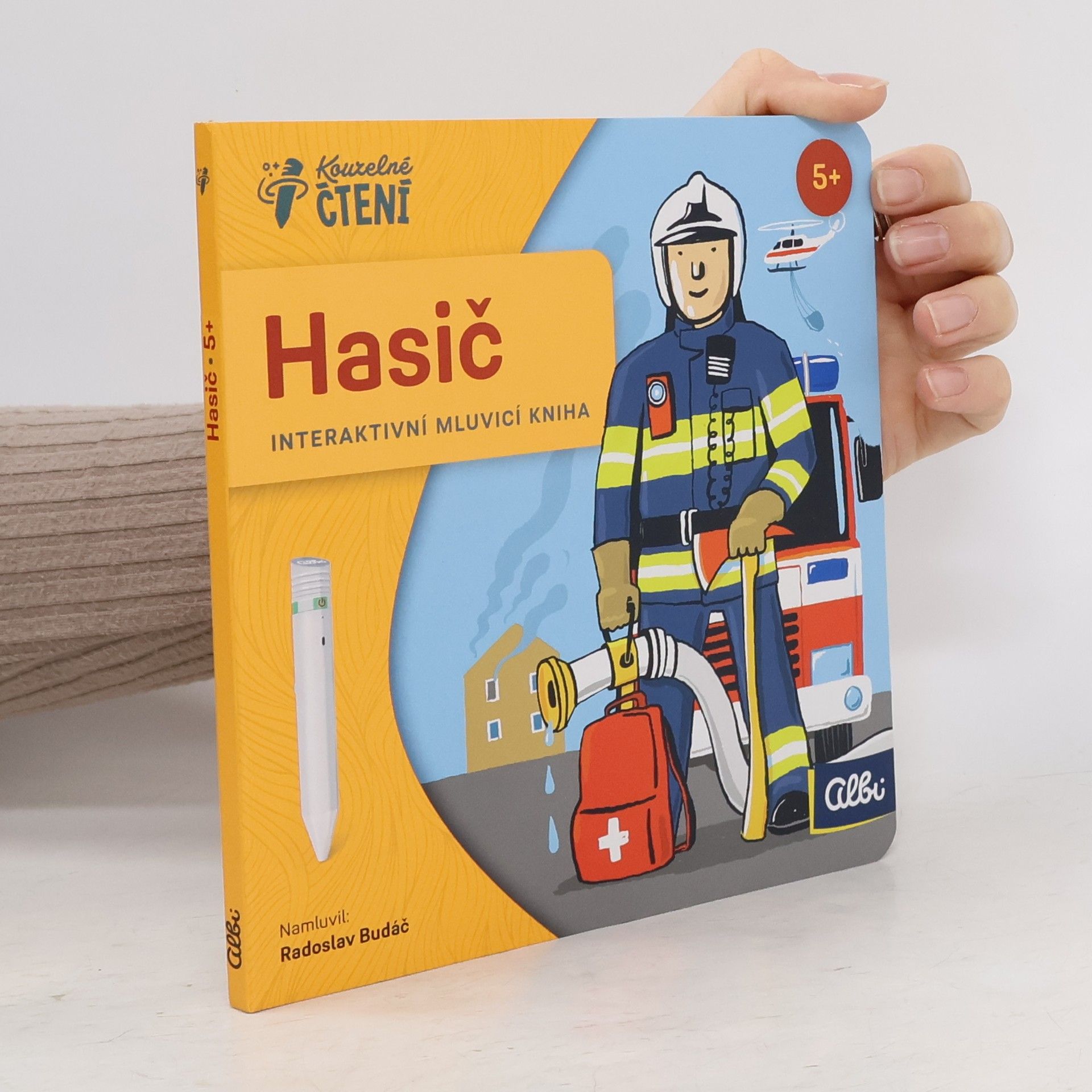 Kolektív autorov Hasič - Kouzelné čtení - Minikniha povolání