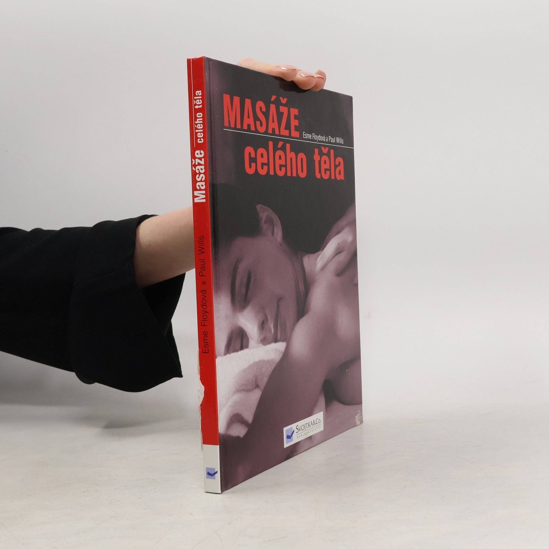 Esme Floyd Masáže celého těla