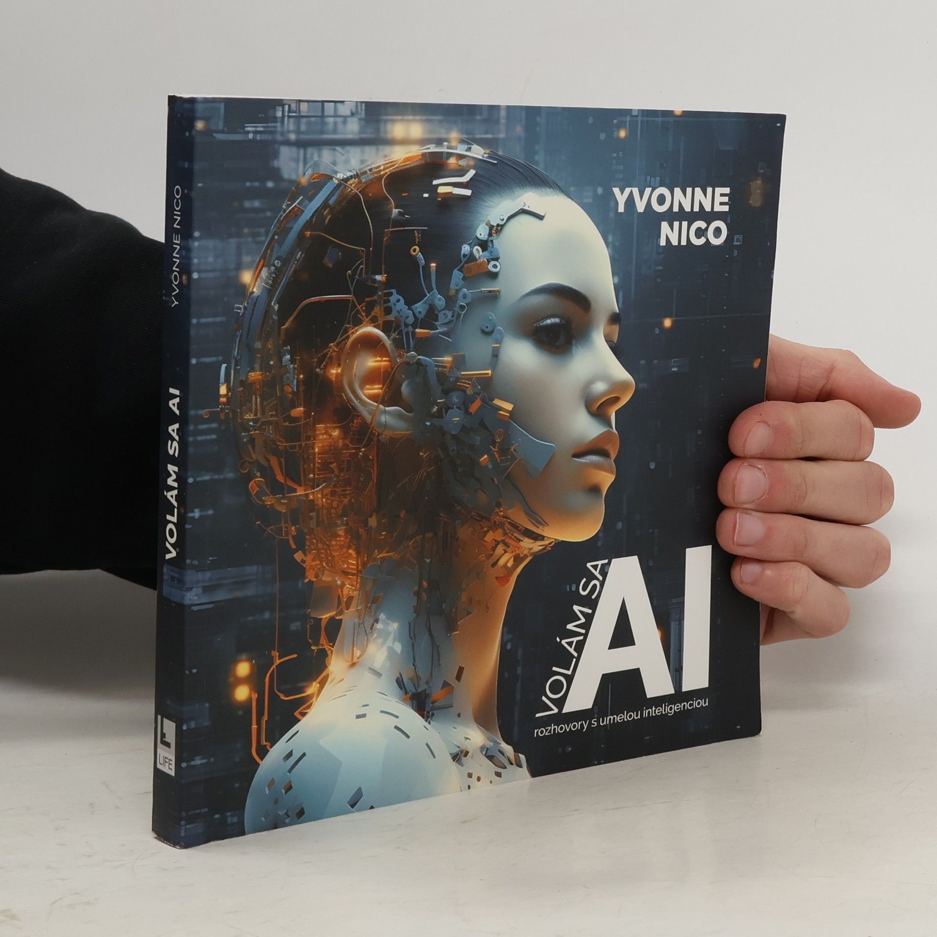 Yvonne Nico Volám sa AI