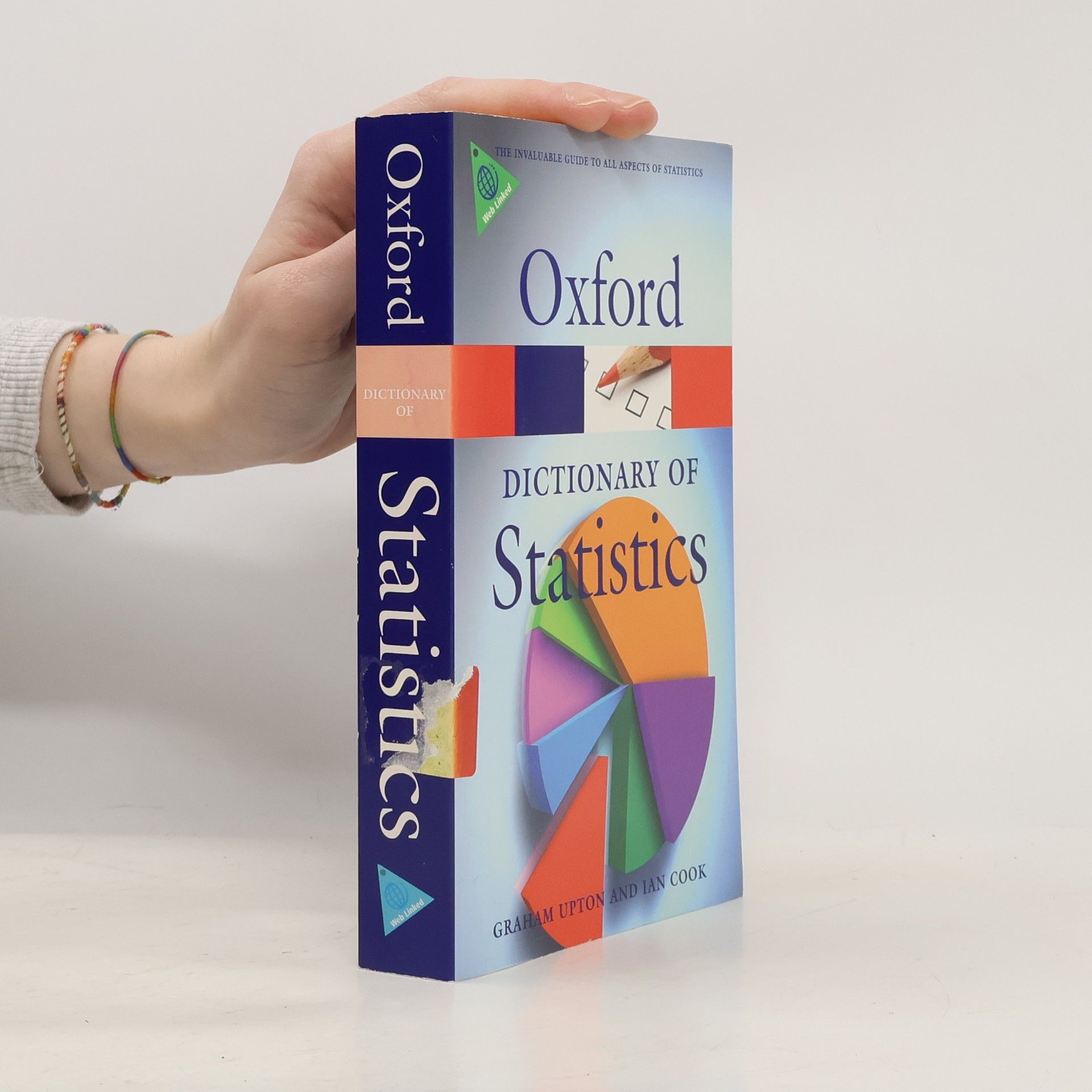 AA.VV. A dictionary of statistics