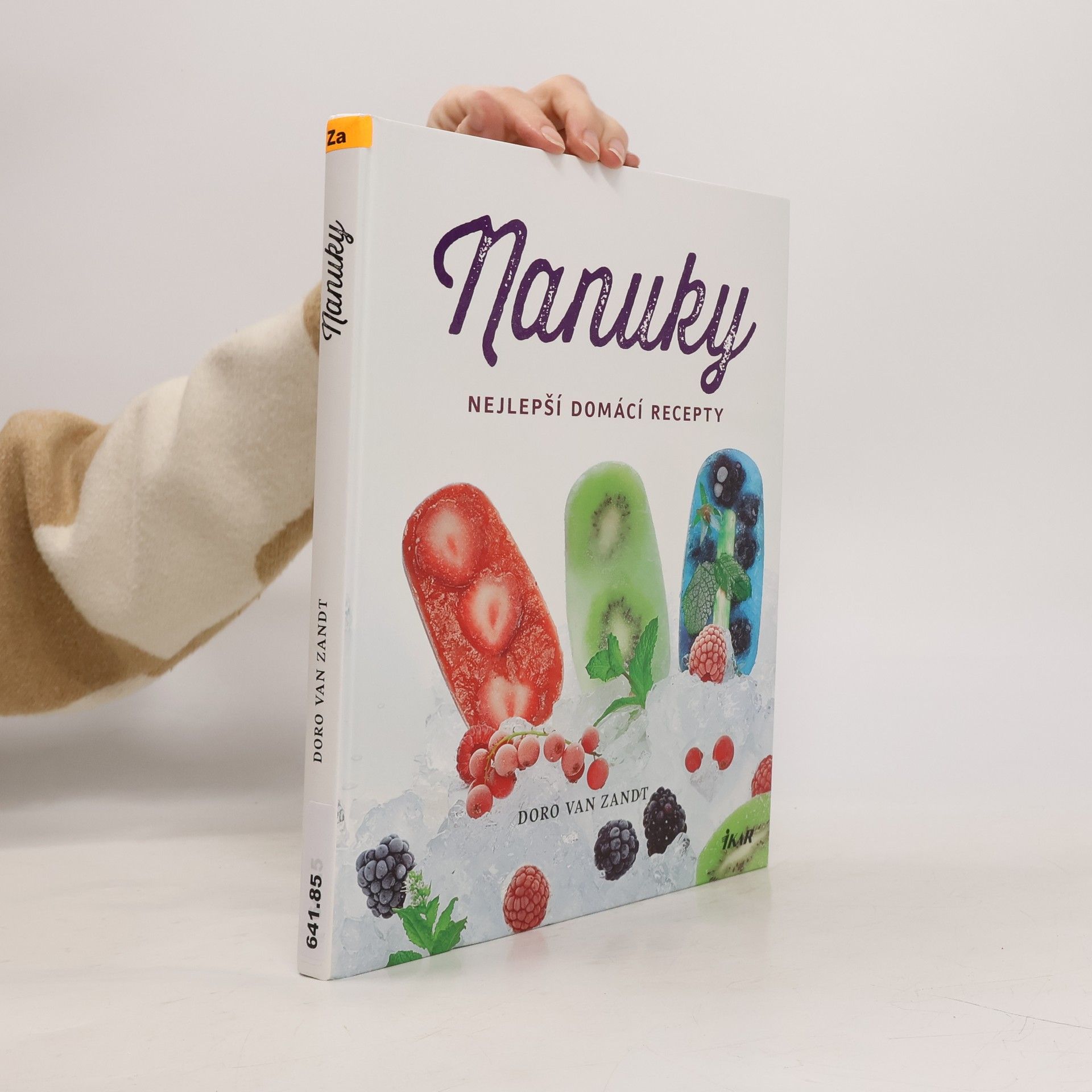 Doro Van Zandt Nanuky