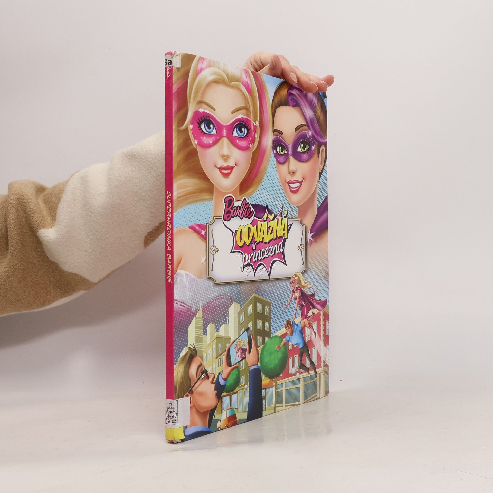 Kolektiv autorů Barbie odvážná princezna