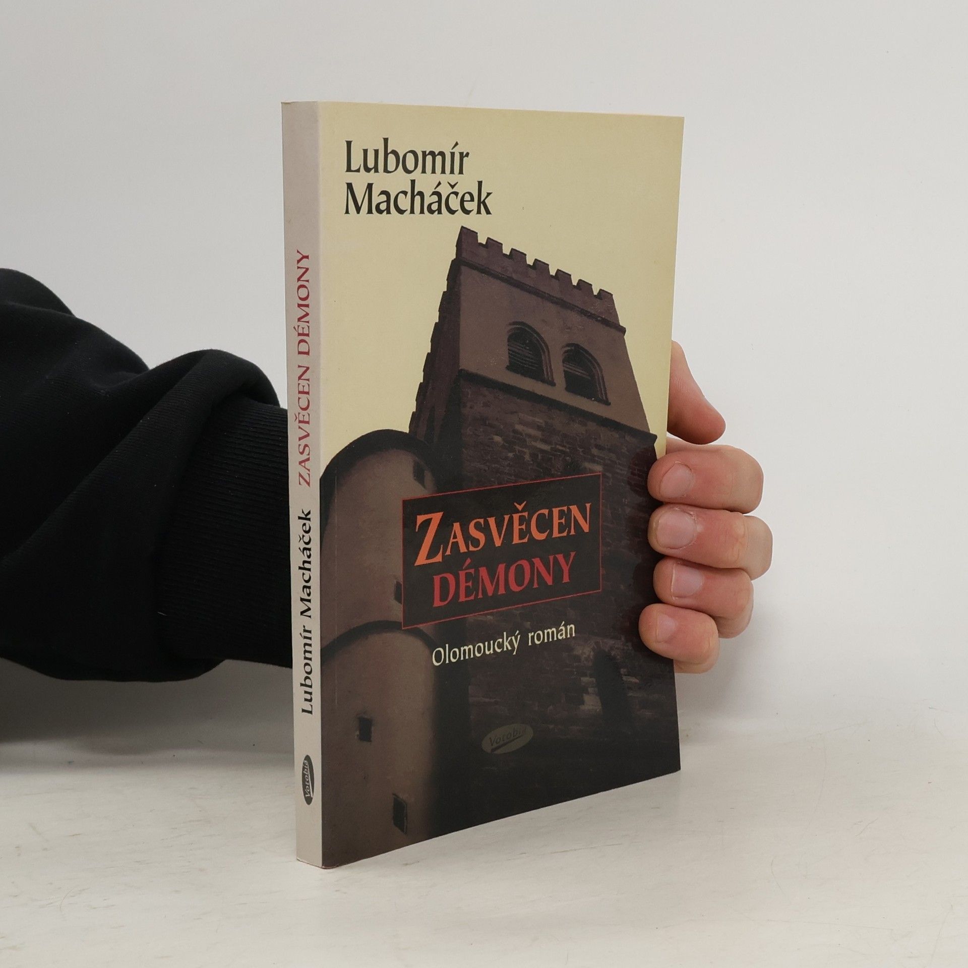 Lubomír Macháček Zasvěcen démony