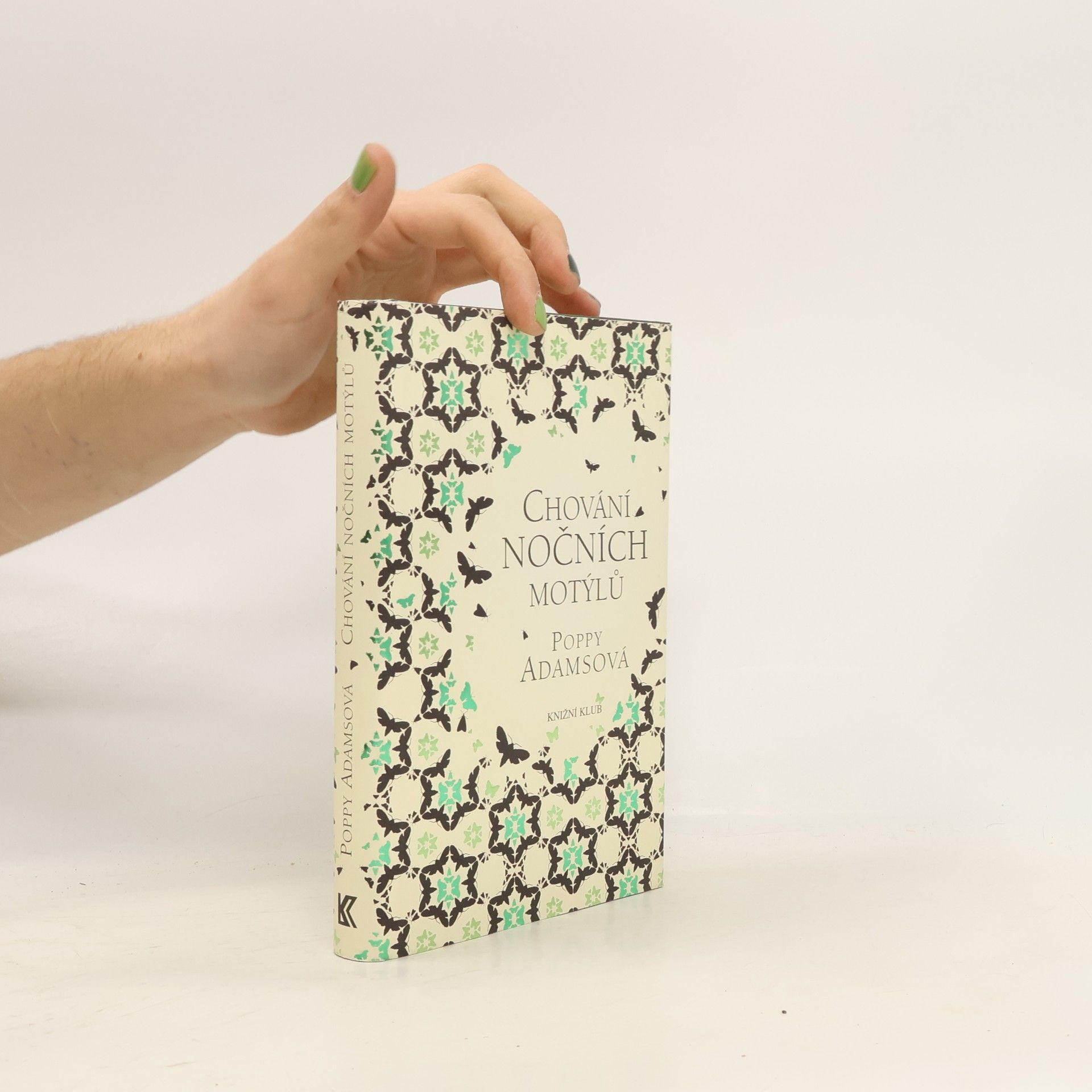 Poppy Adams Chování nočních motýlů