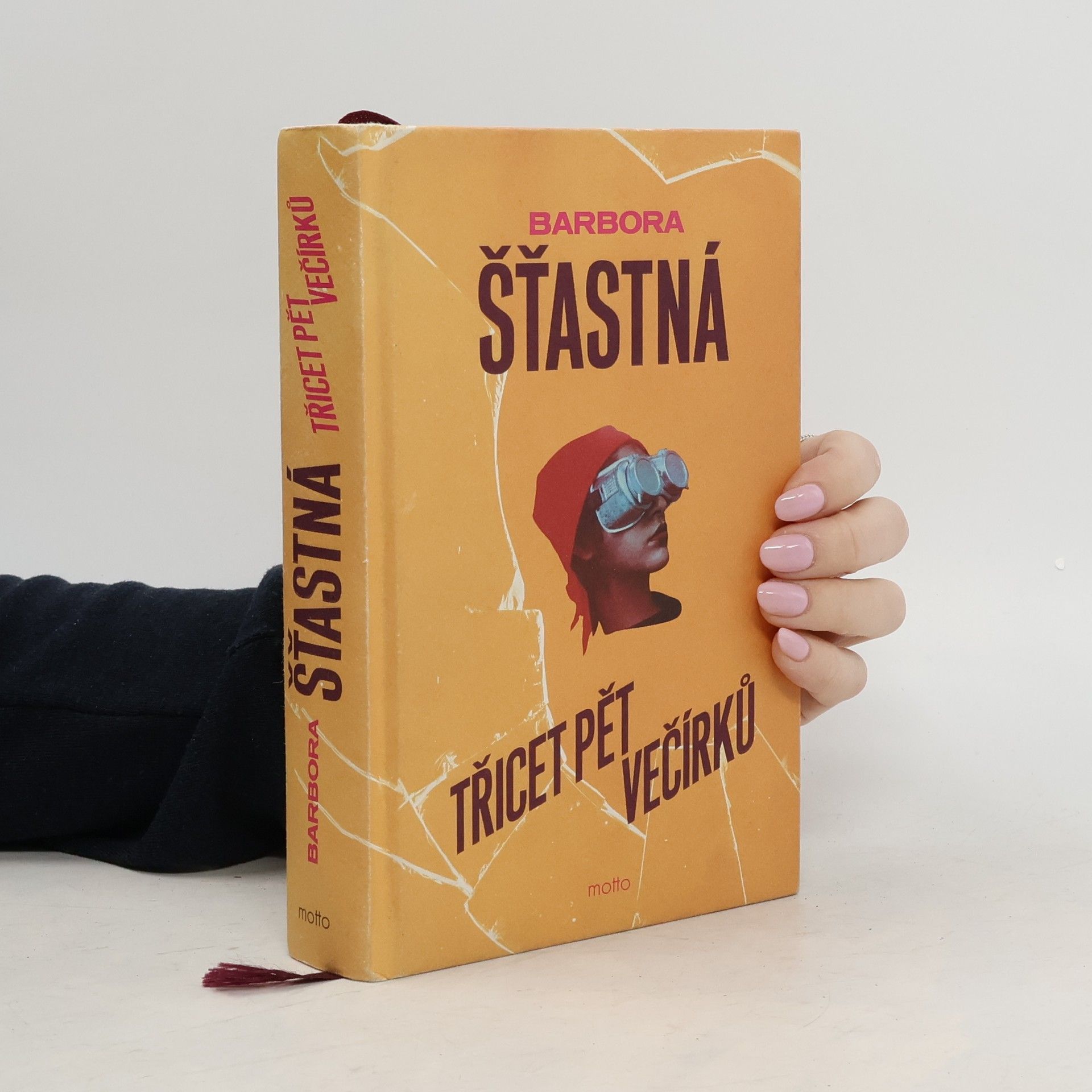 Barbora Šťastná Třicet pět večírků