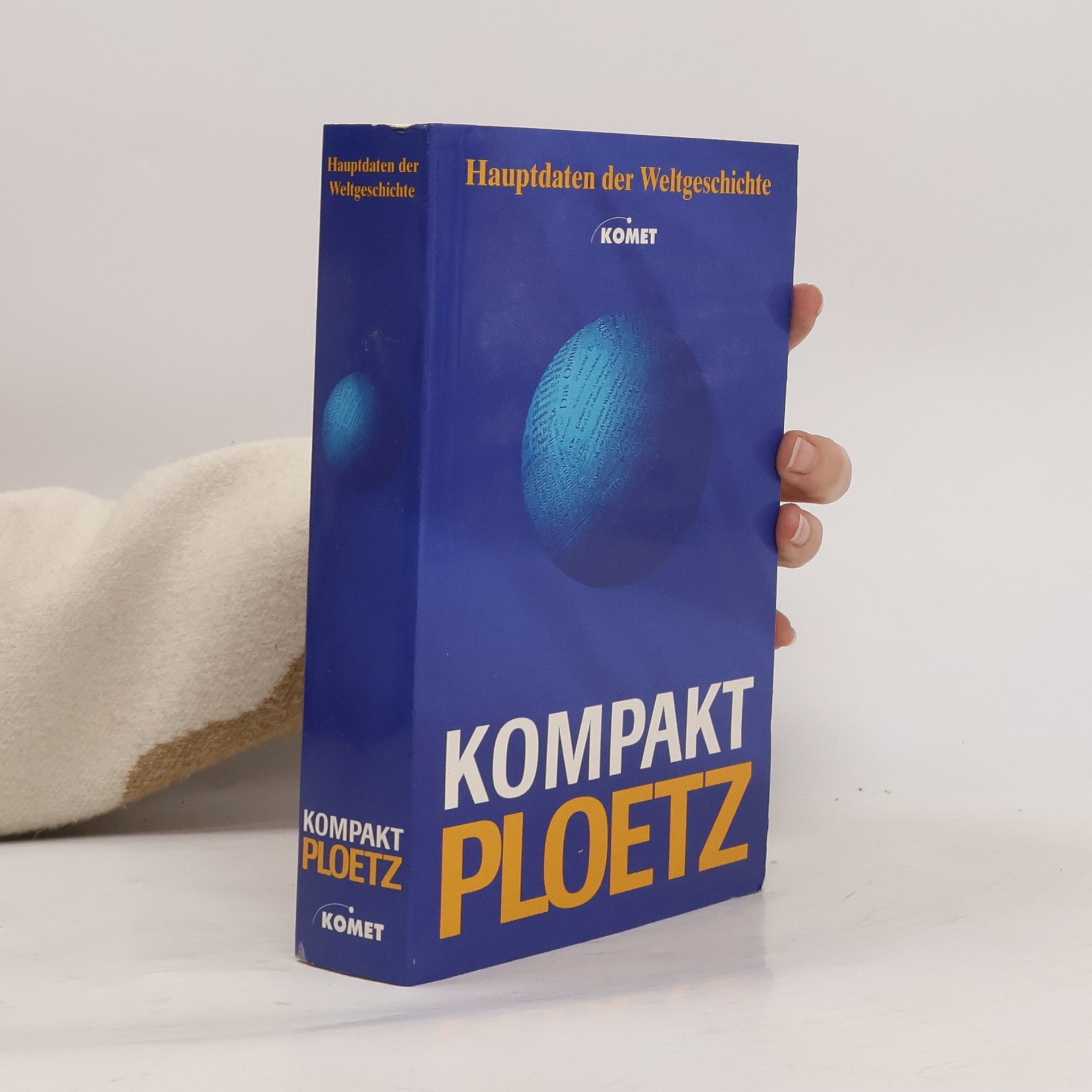 Various authors Kompakt Ploetz