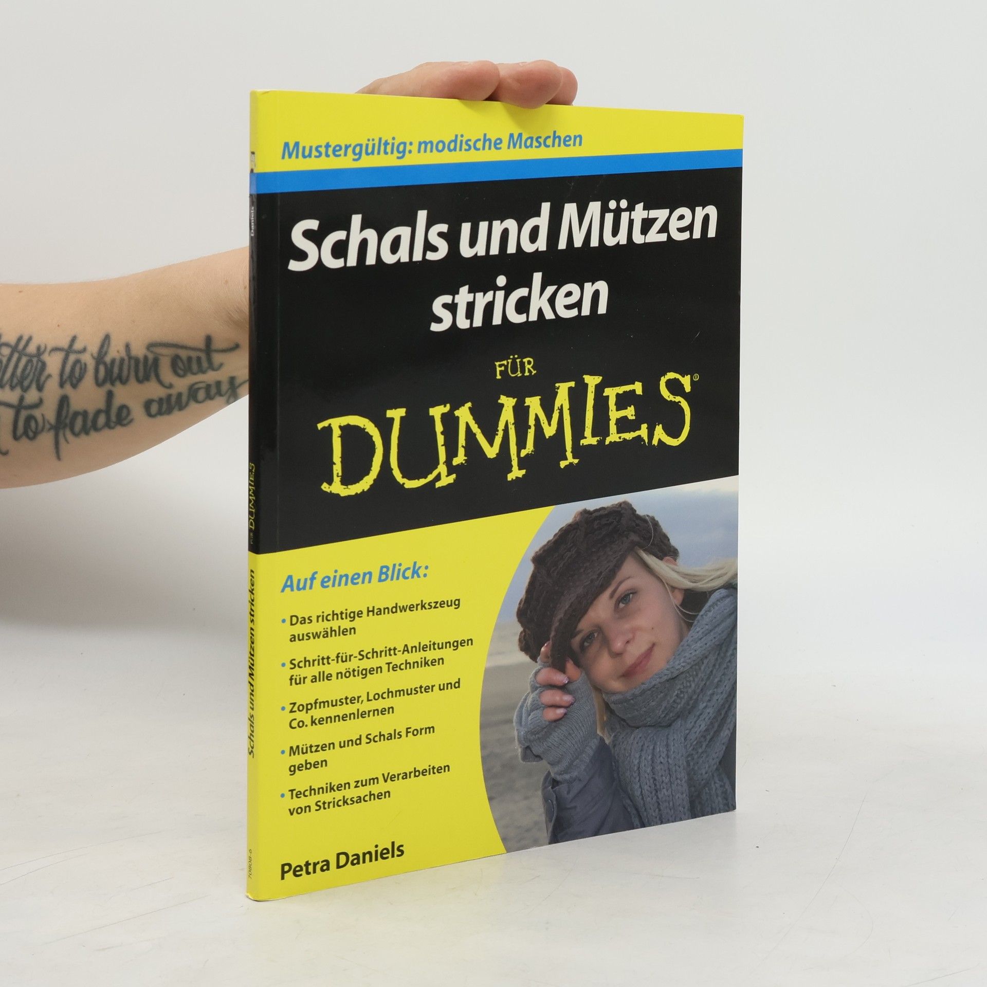 Petra Daniels Schals und Mützen stricken für Dummies