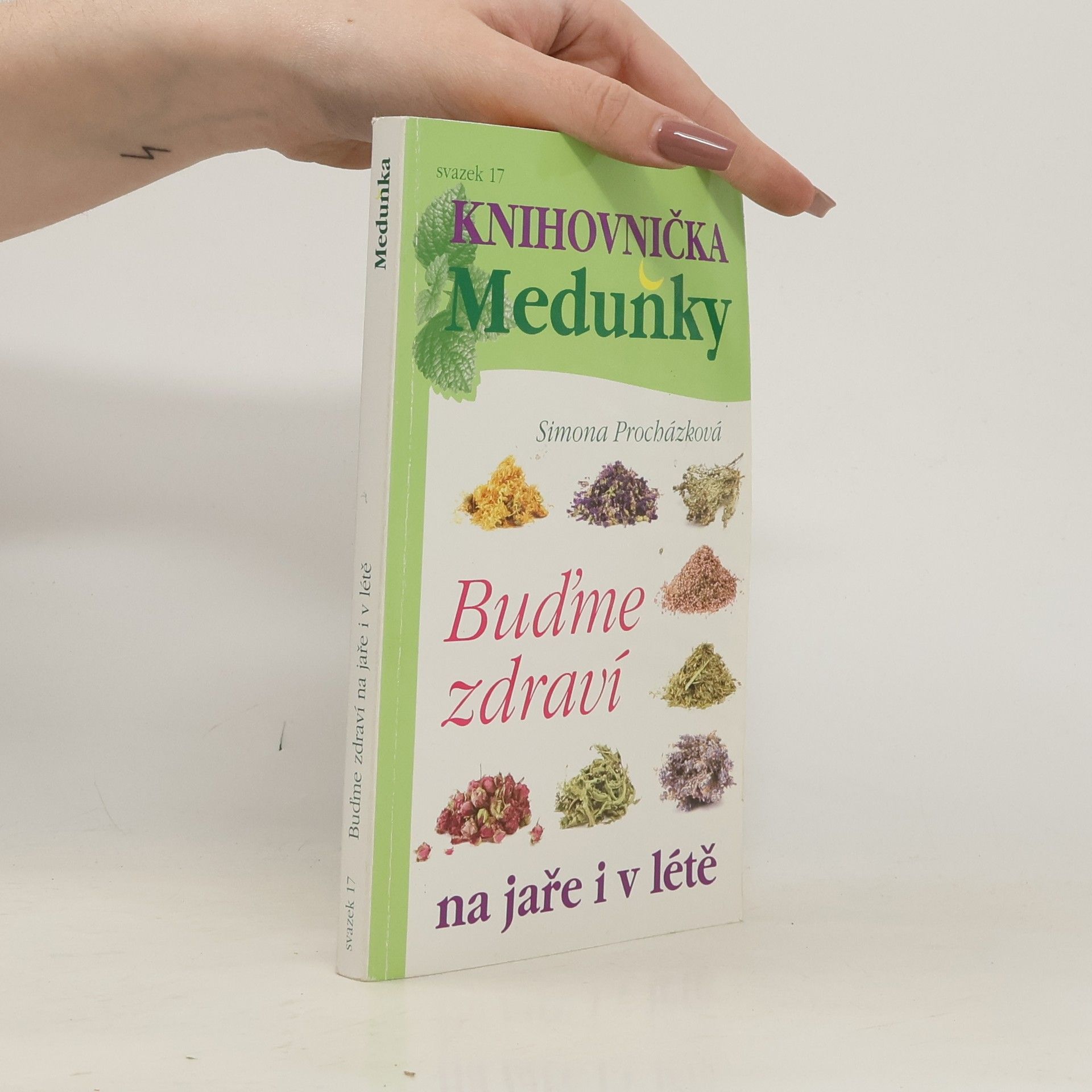 Various authors Buďme zdraví na jaře i v létě