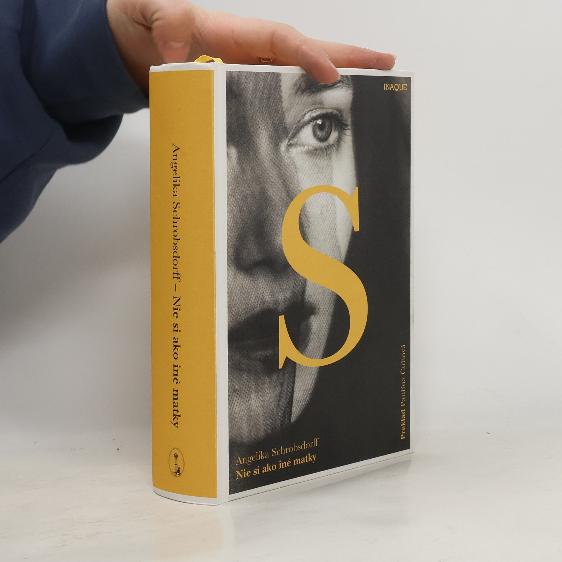 Angelika Schrobsdorff Nie si ako iné matky