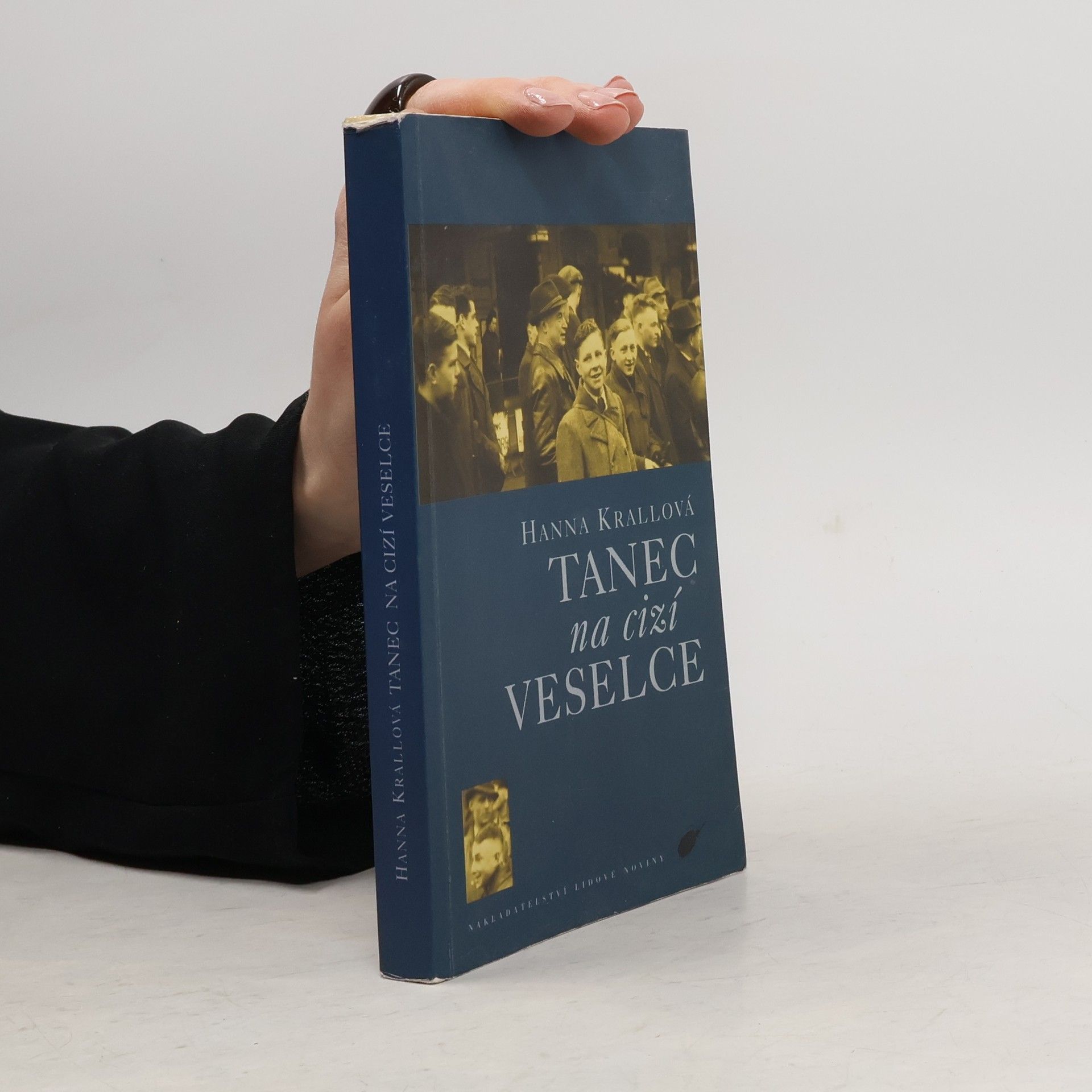 Hanna Krall Tanec na cizí veselce