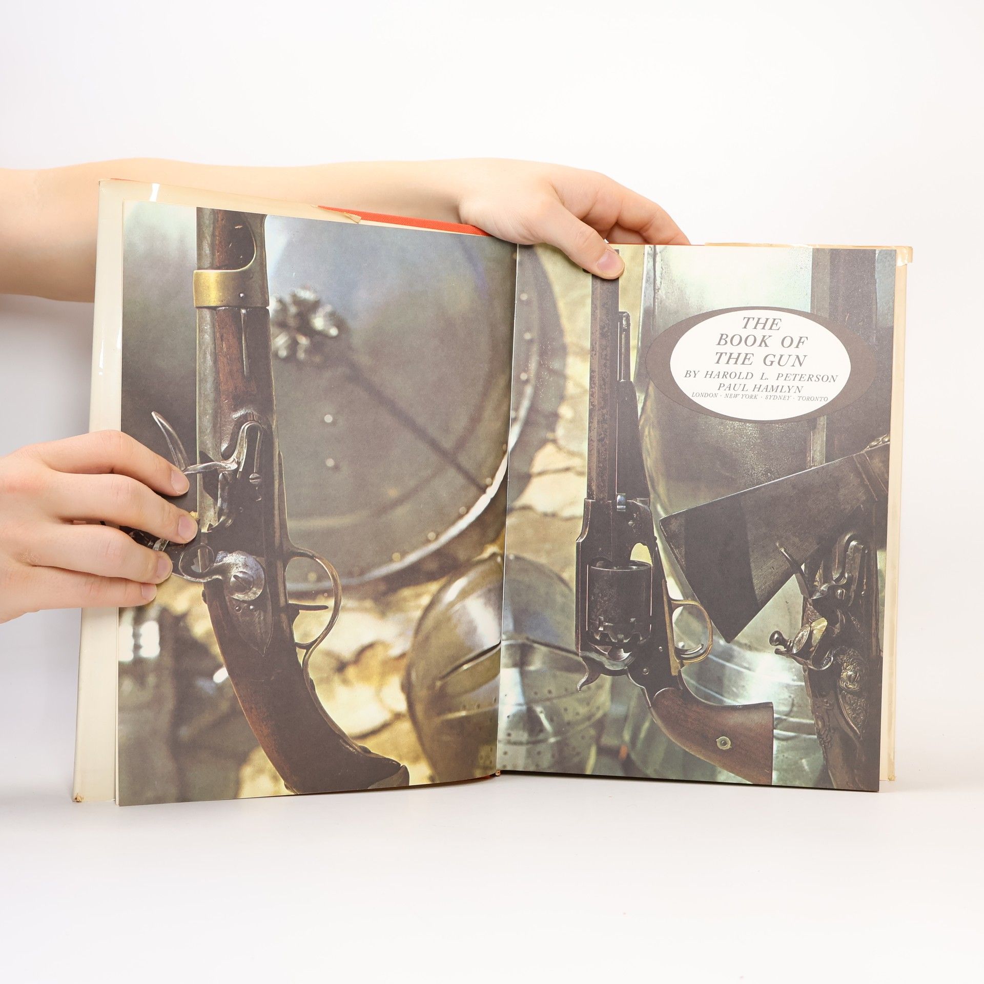 Harold L. Peterson The Book of the Gun