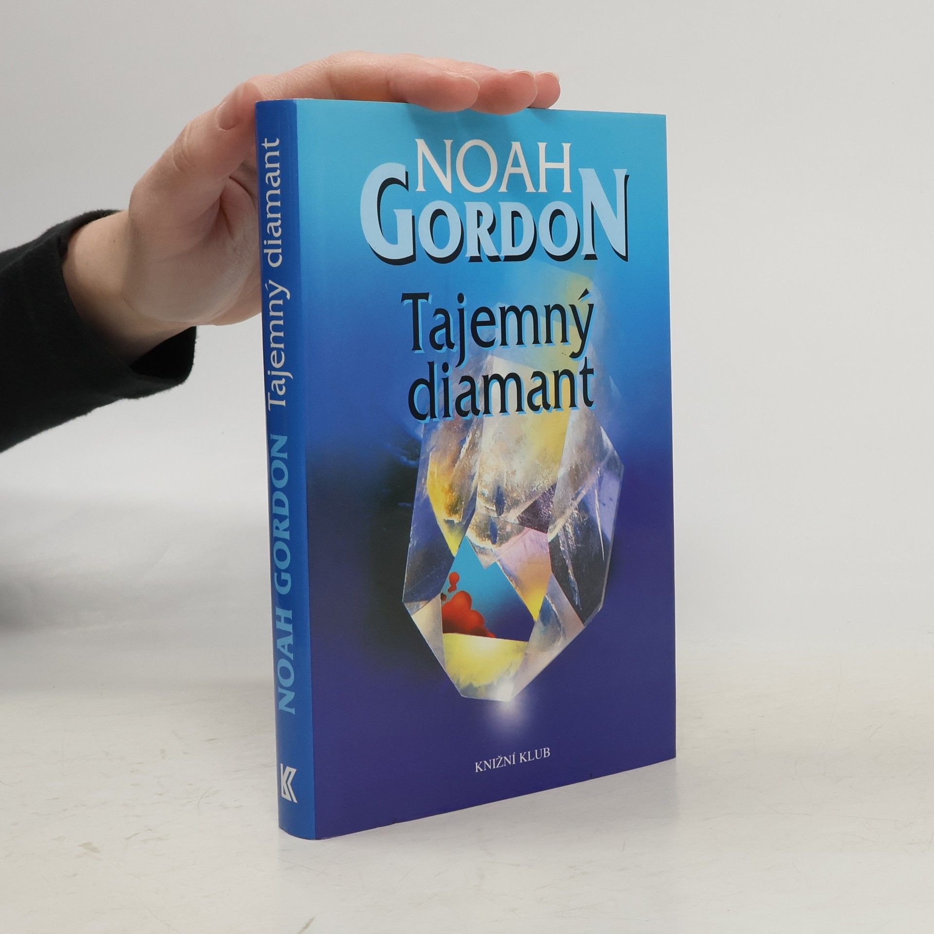 Noah Gordon Tajemný diamant