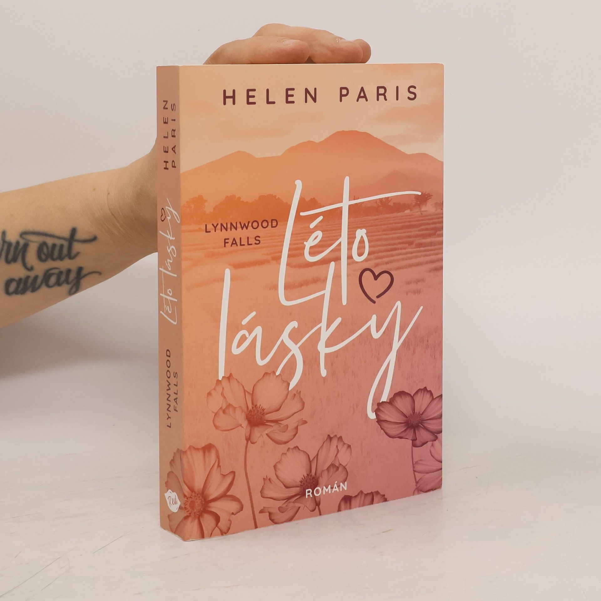 Helen Paris Léto lásky