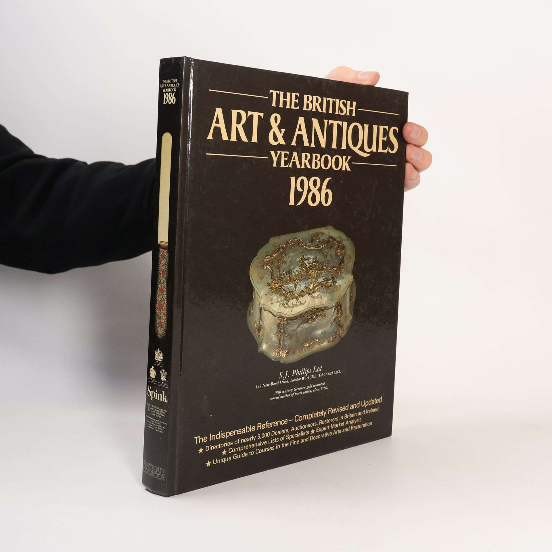 Collectif d'auteurs The British Art & Antiques Yearbook