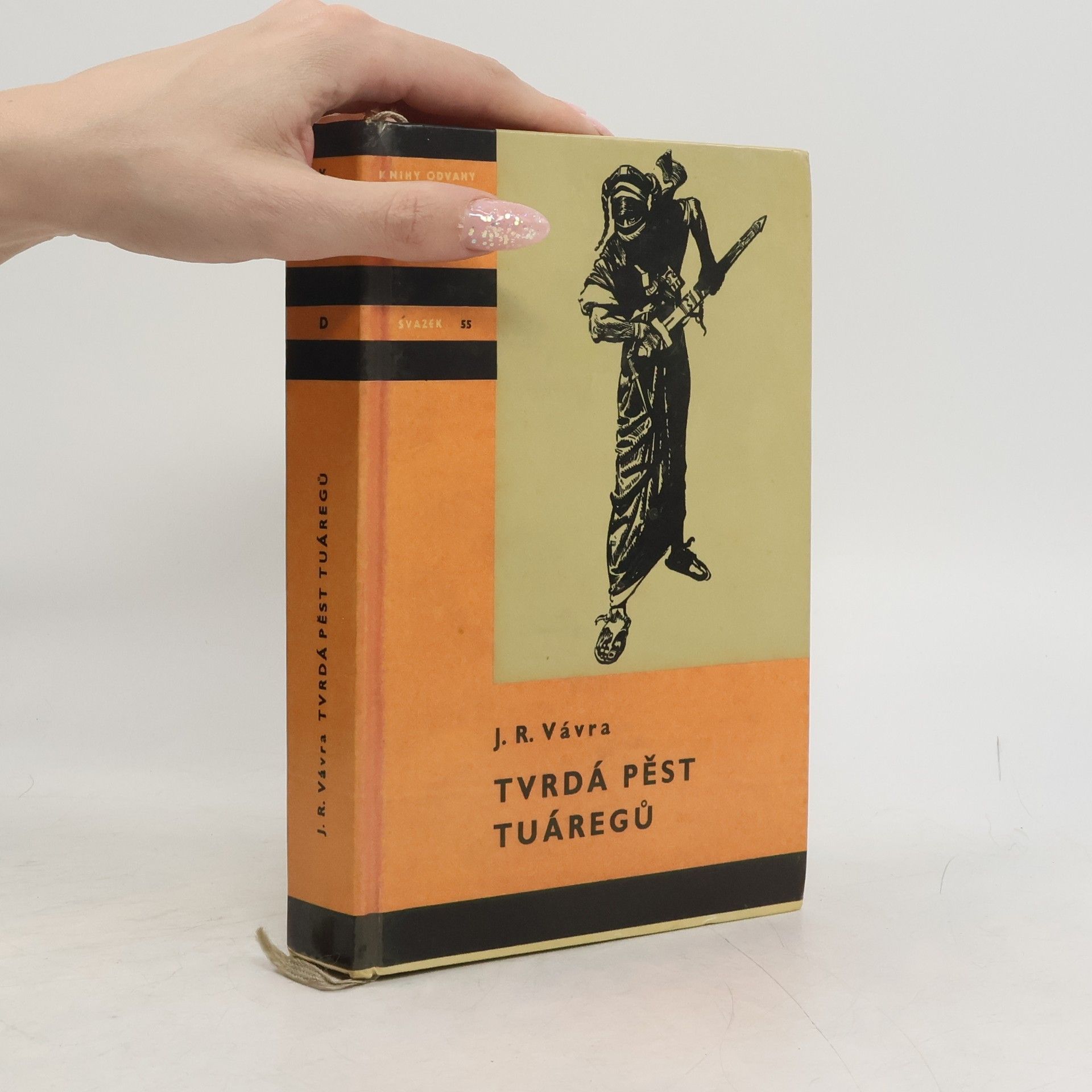 Jaroslav Raimund Vávra Tvrdá pěst Tuáregů