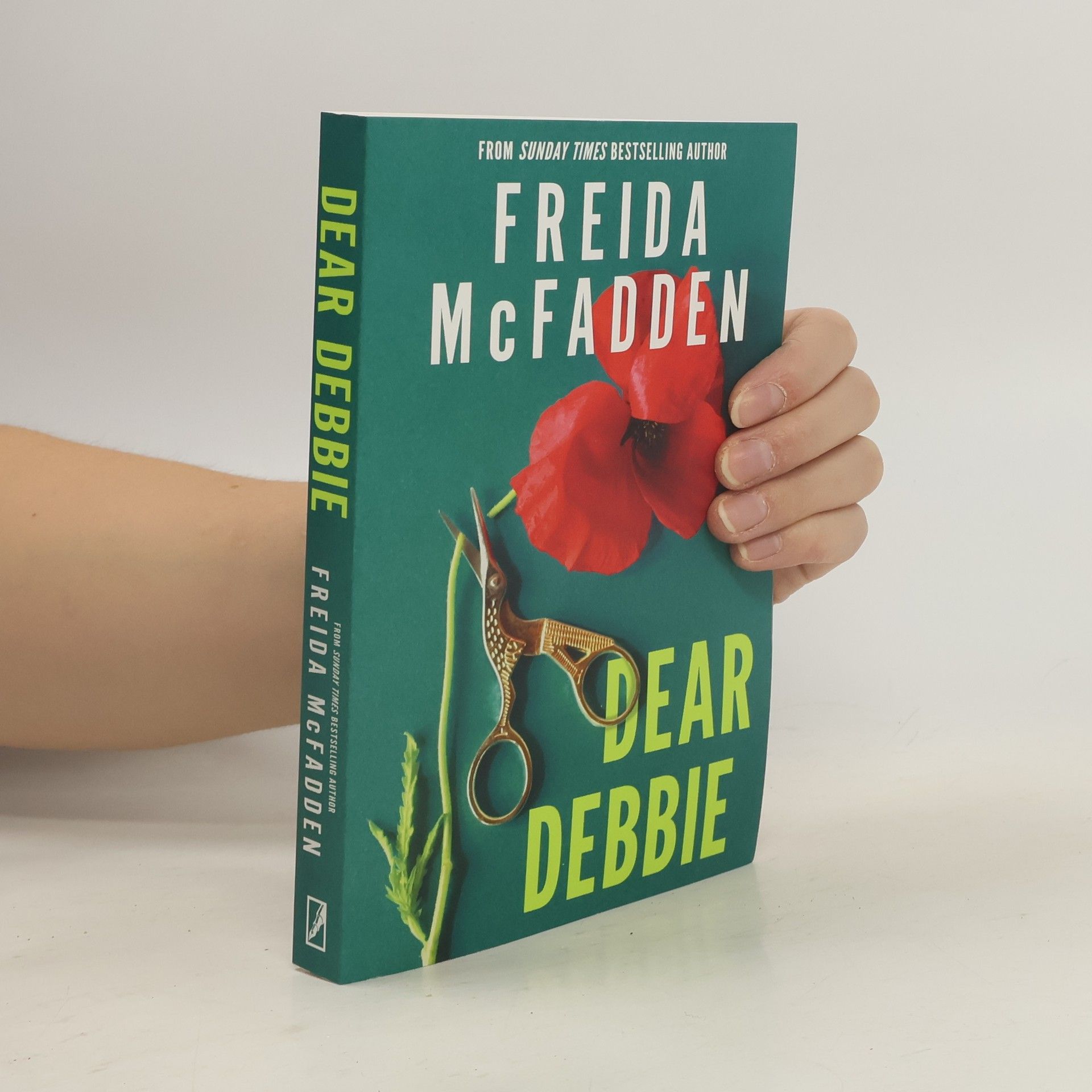 Freida McFadden Dear Debbie