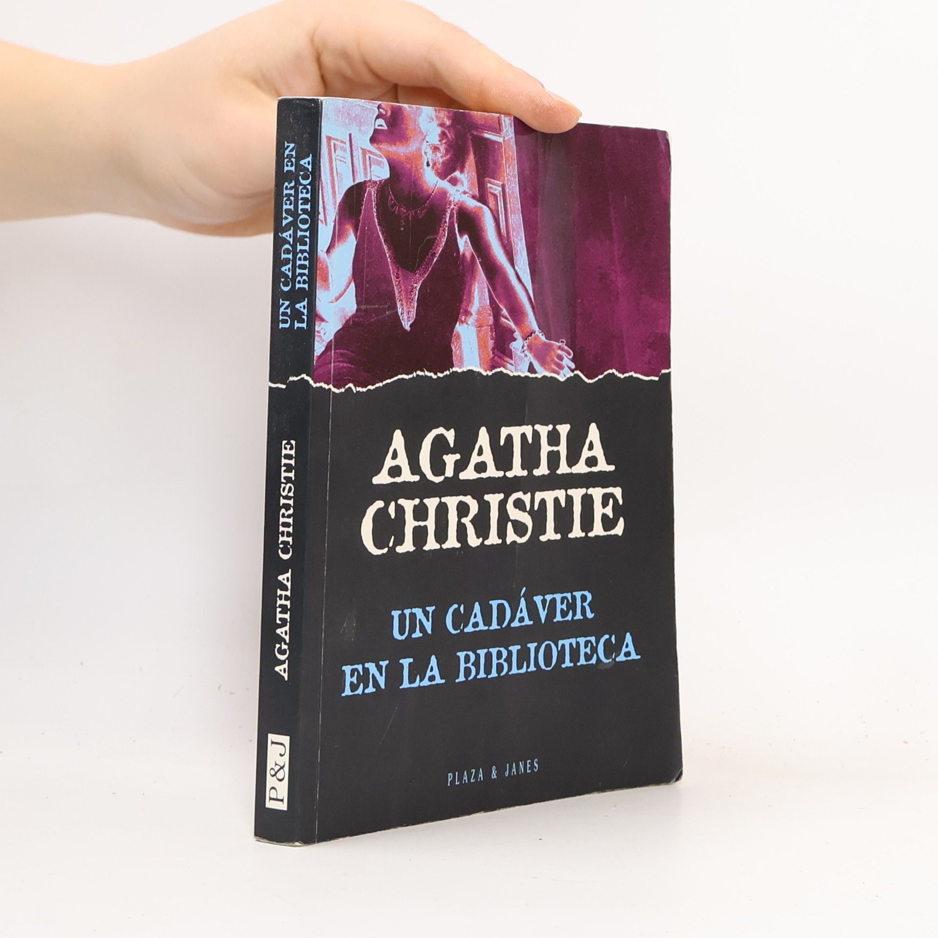 Agatha Christie Un cadáver en la biblioteca