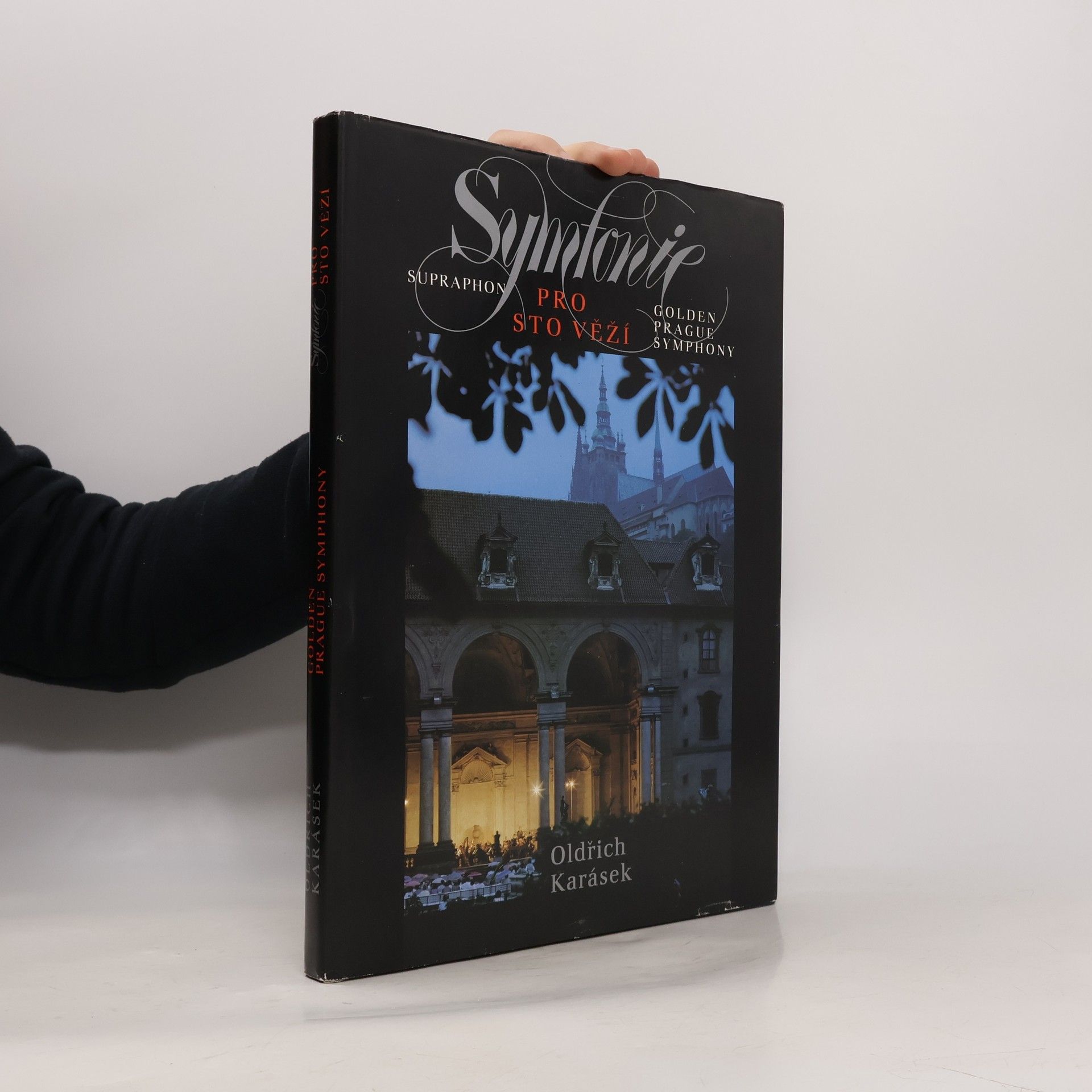 Symfonie pro sto věží