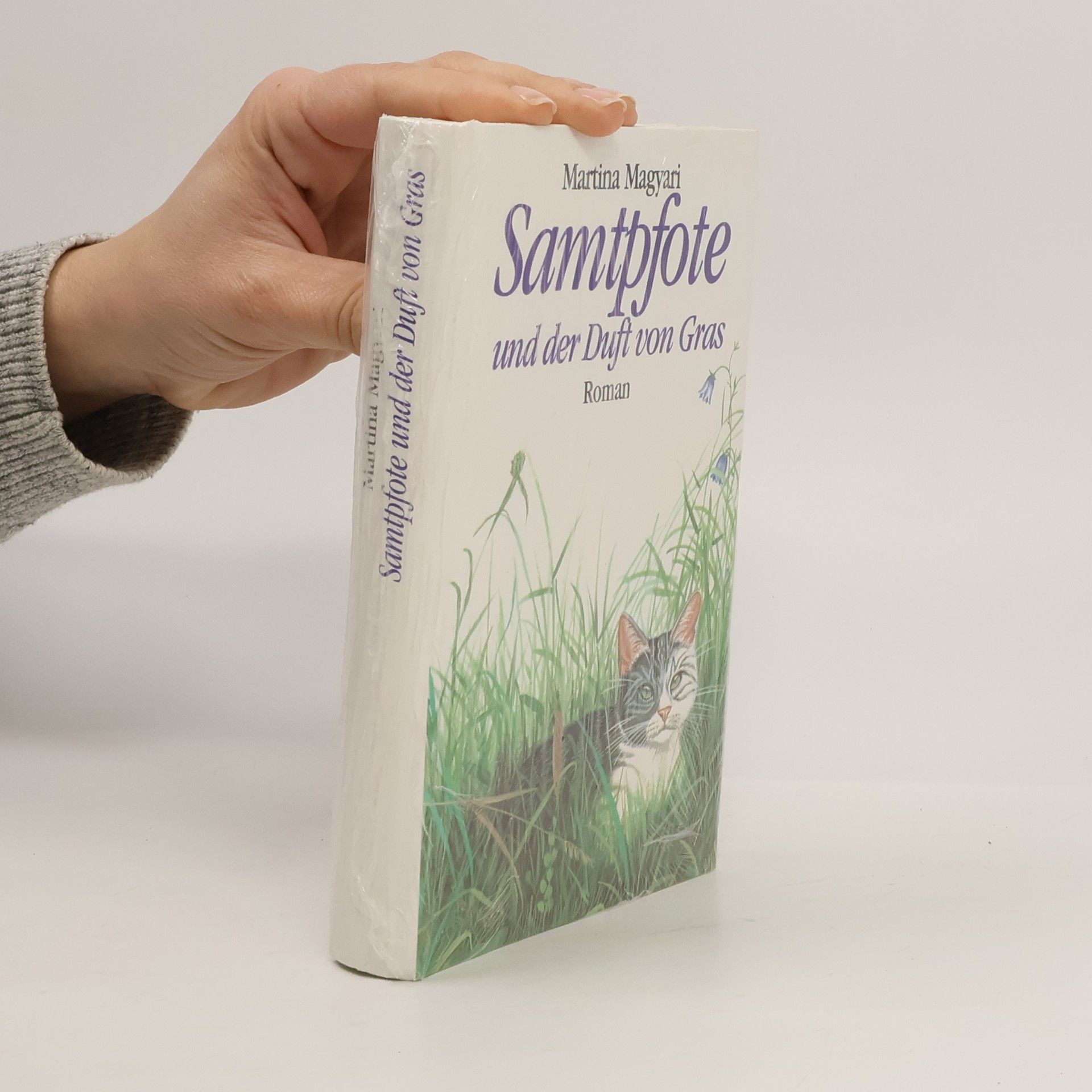 Martina Magyari Samtpfote und der Duft von Gras