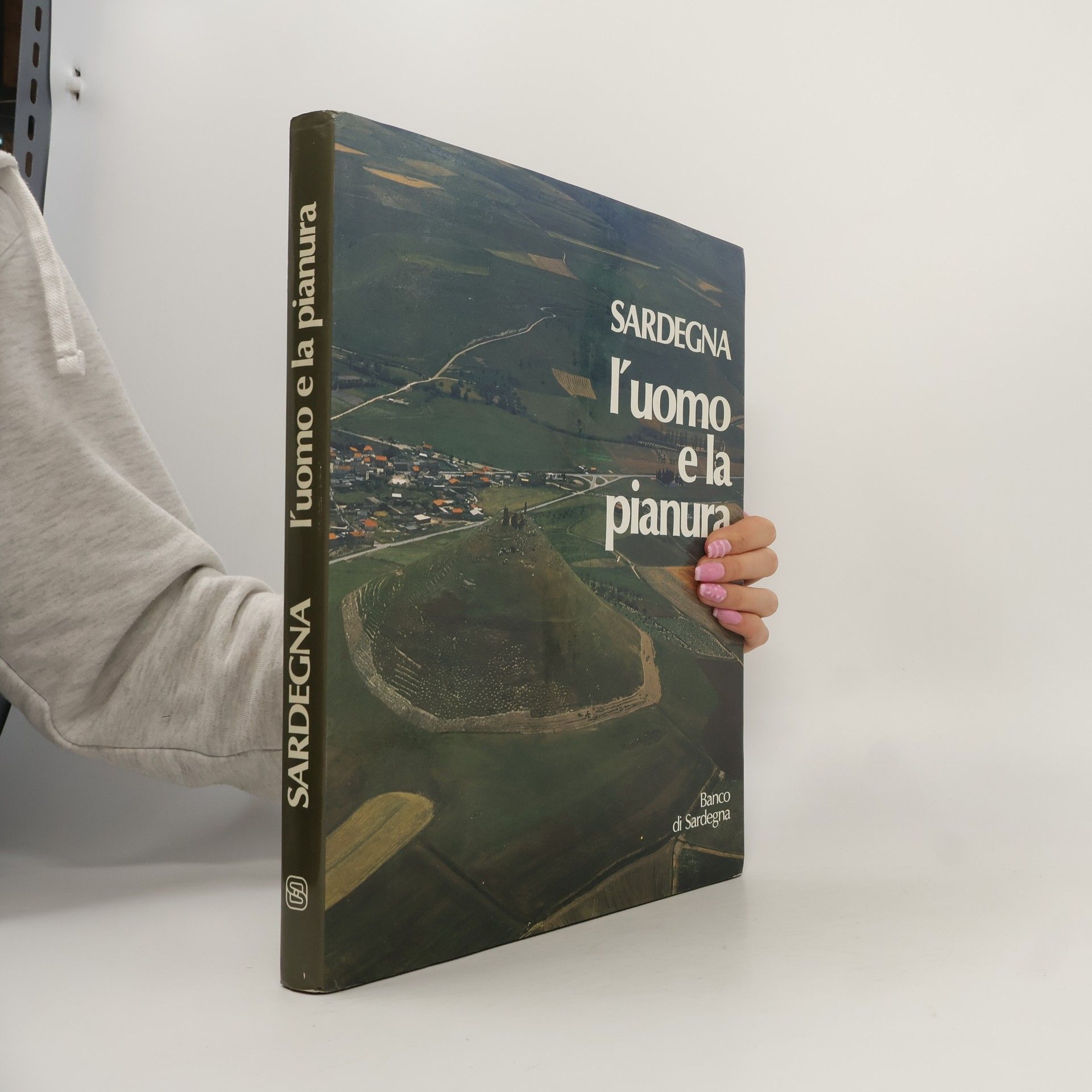 Various authors L'uomo e la pianura