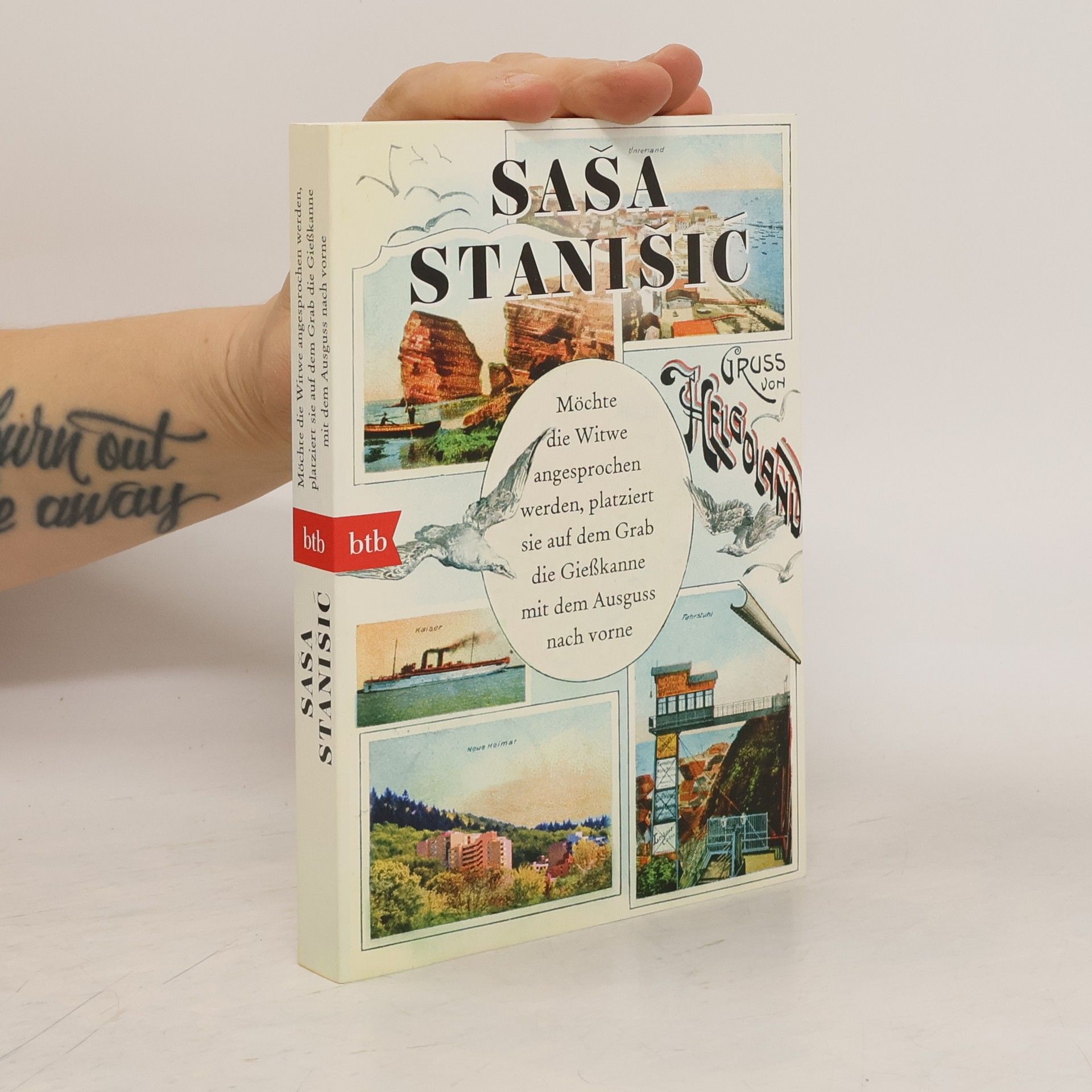 Saša Stanišić Möchte die Witwe angesprochen werden, platziert sie auf dem Grab die Gießkanne mit dem Ausguss nach vorne - Spiegel Bestseller